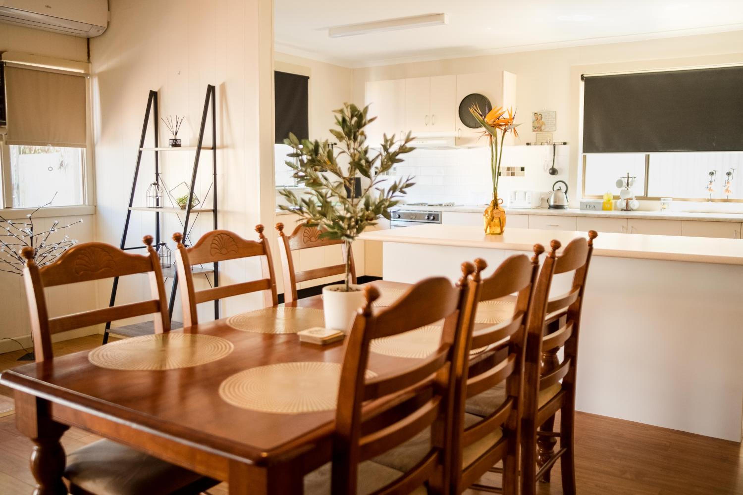 Bidgee Motor Inn