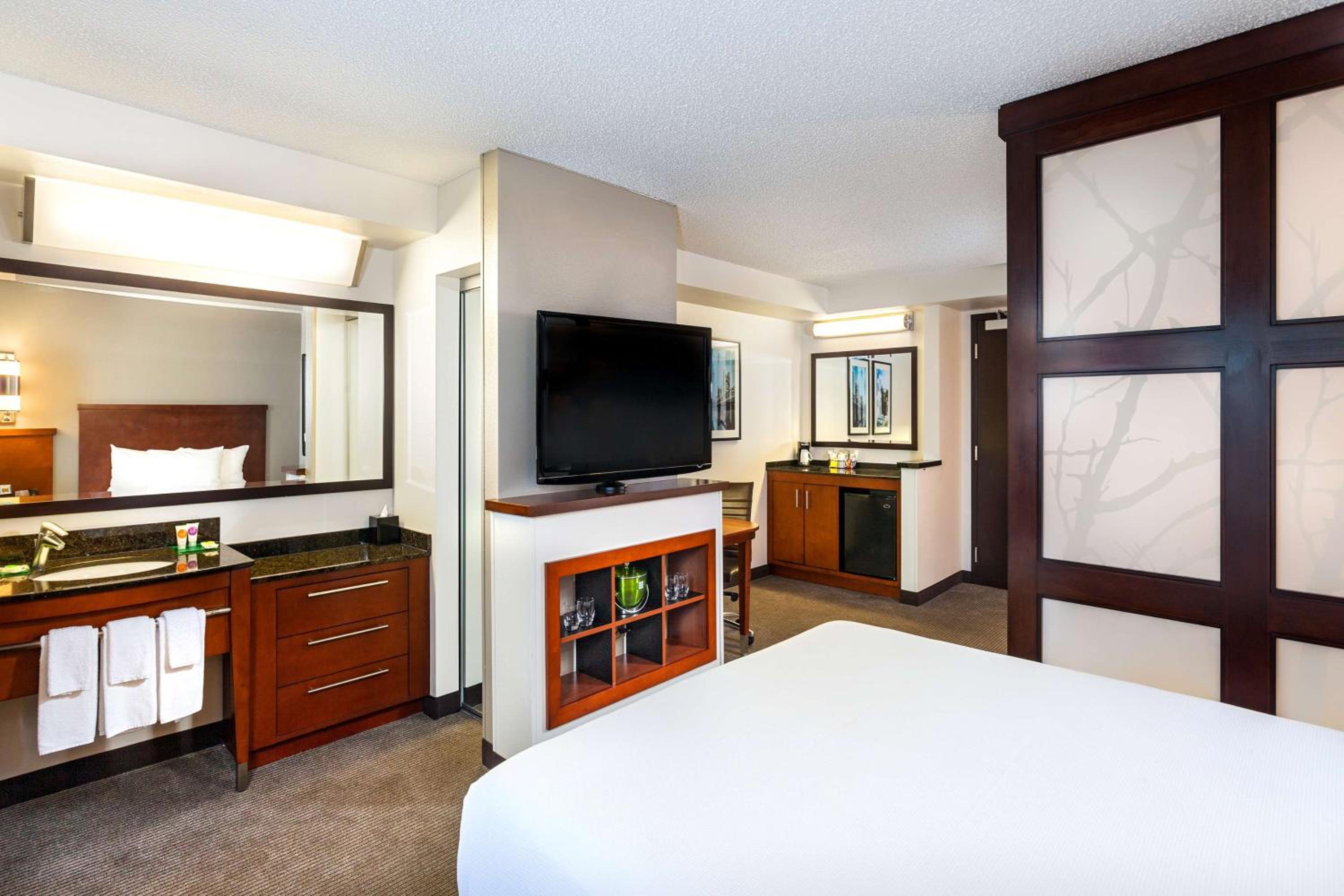 Sacramento Vacations - Hyatt Place Sacramento Roseville - Property Image 5