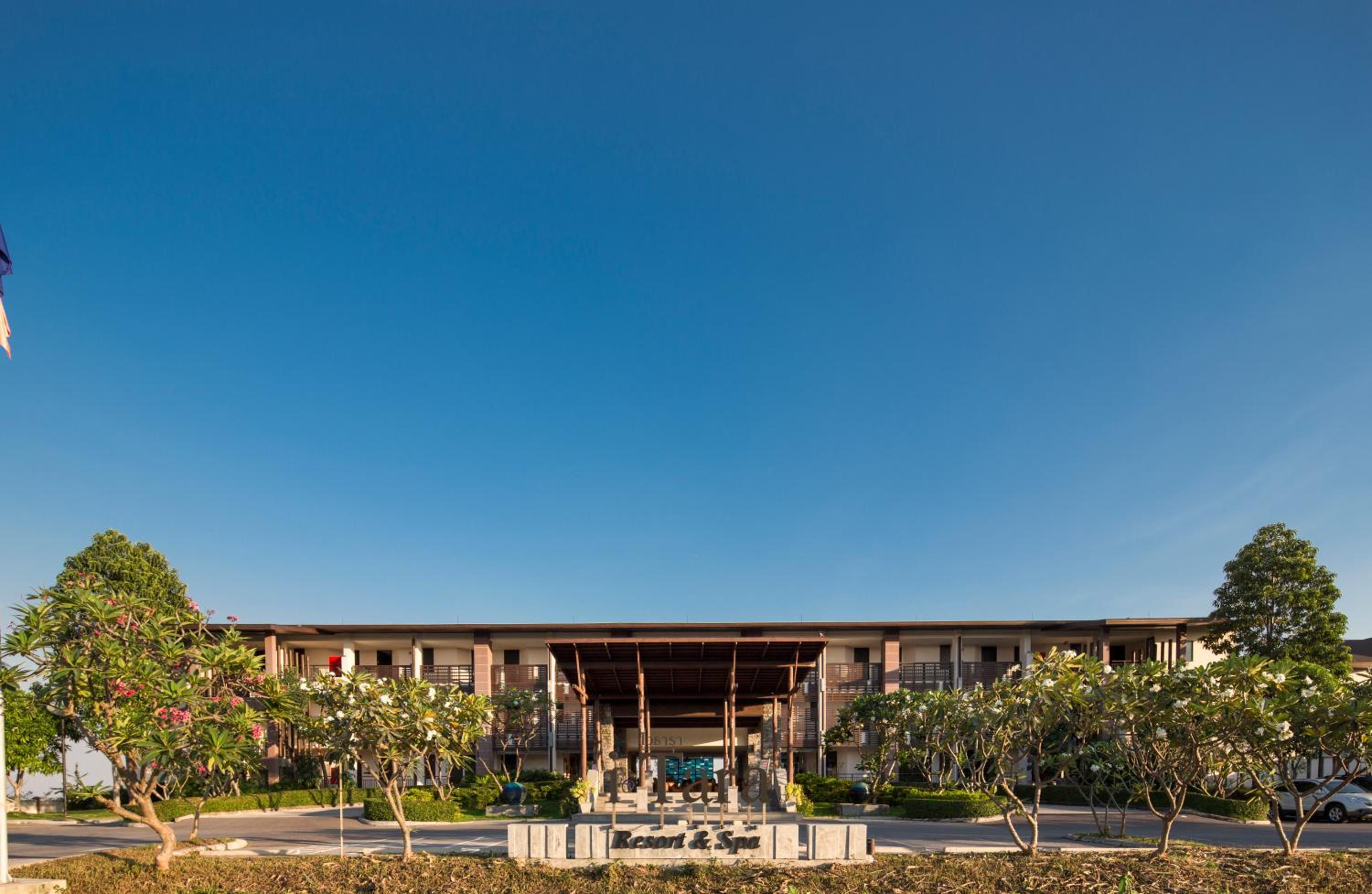 i Tara Resort & Spa