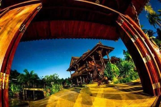 Ruean Thai Nai Bang by PANSAK Resort
