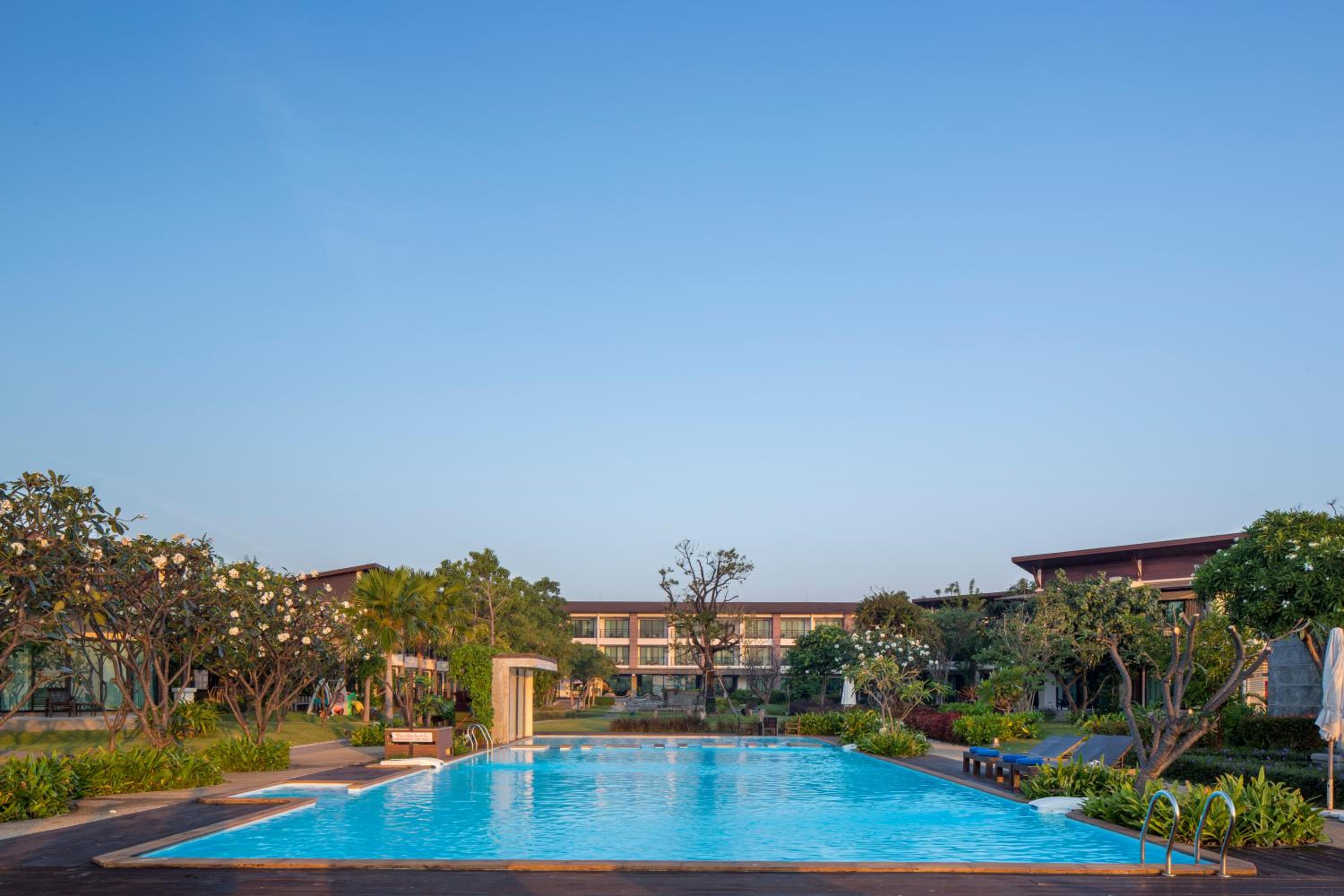 i Tara Resort & Spa