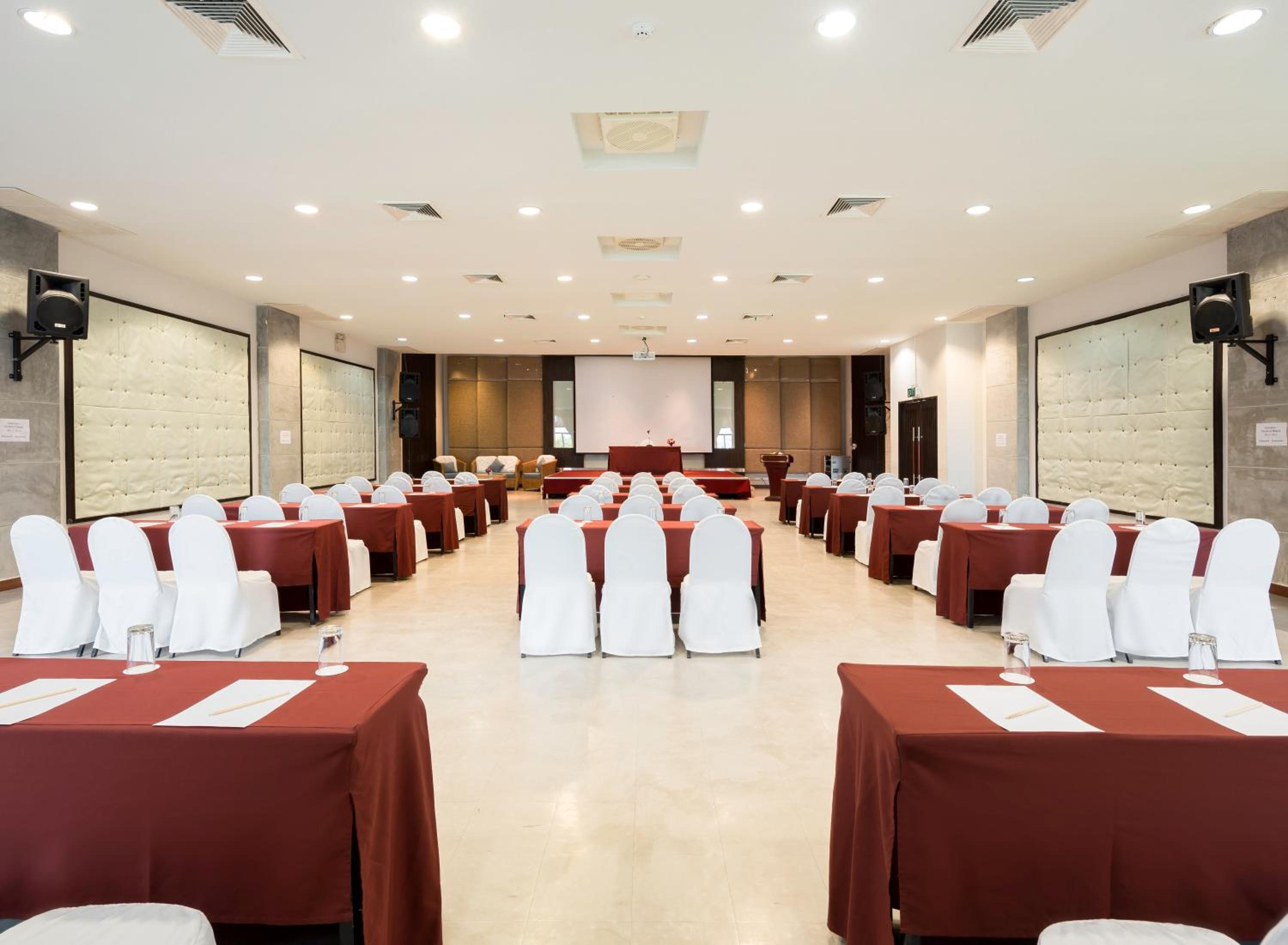 i Tara Resort & Spa