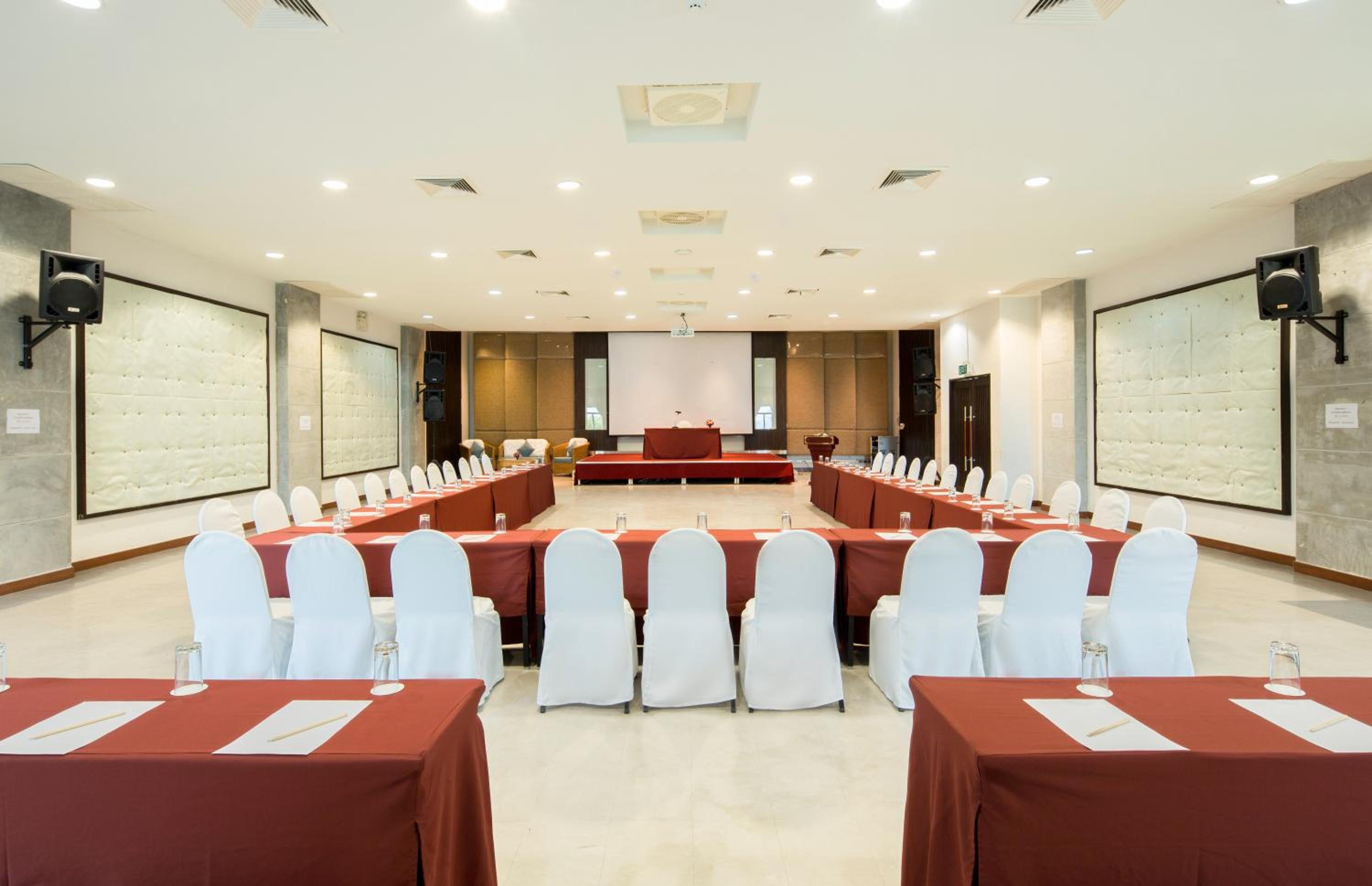 i Tara Resort & Spa
