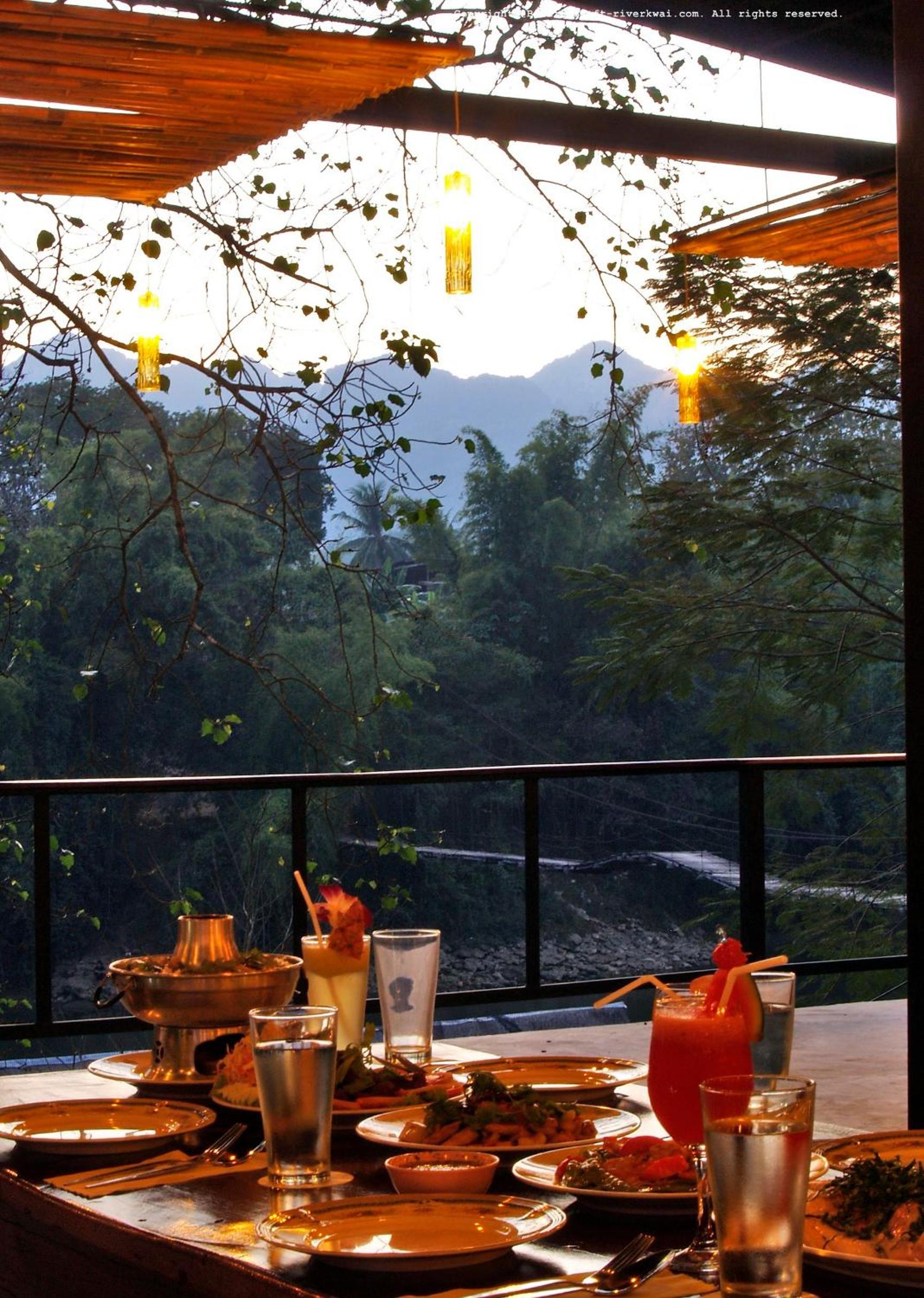Boutique Raft Resort, River Kwai