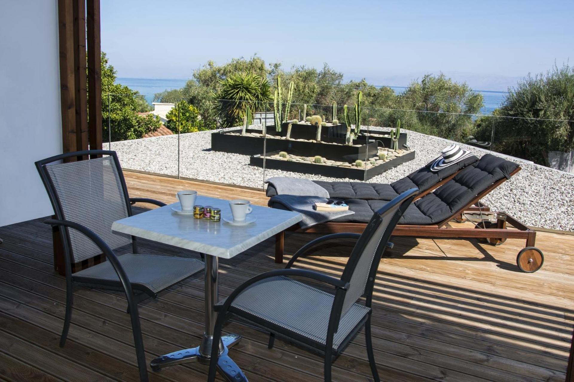 Ionian Eye Design Studios & Spa