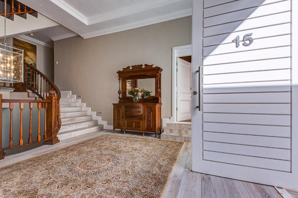 Marine Manor view 4