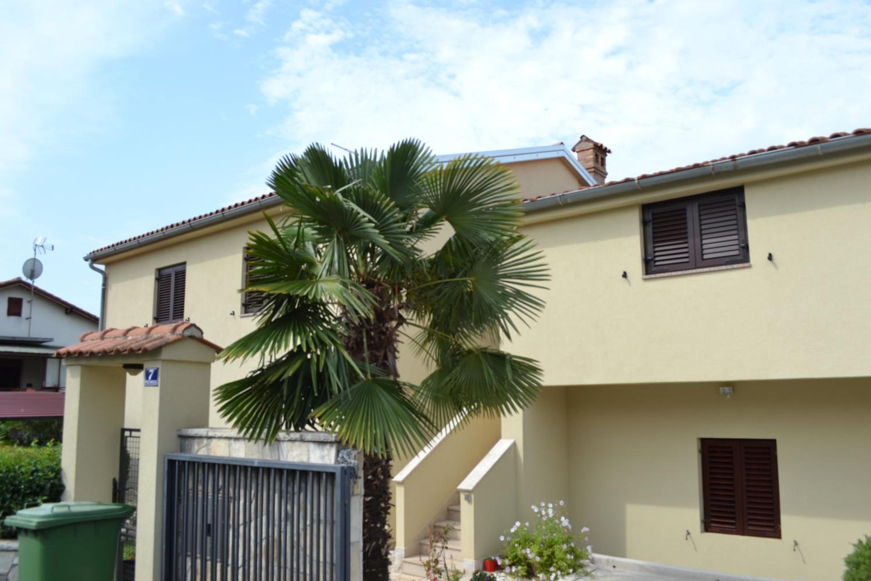 Hotel Apartments Lera - Image 1