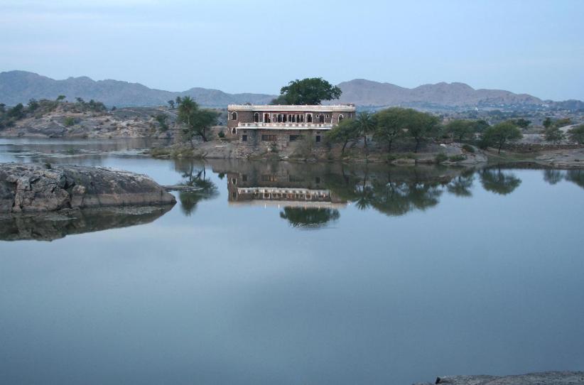 Deogarh Mahal