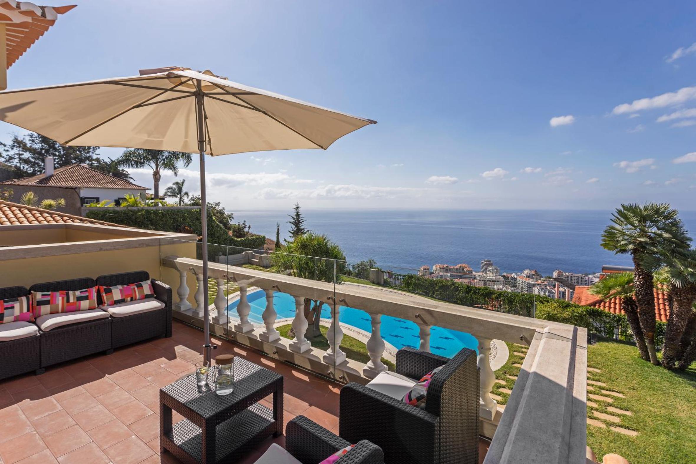 Vila Eucalipto by An Island Apart