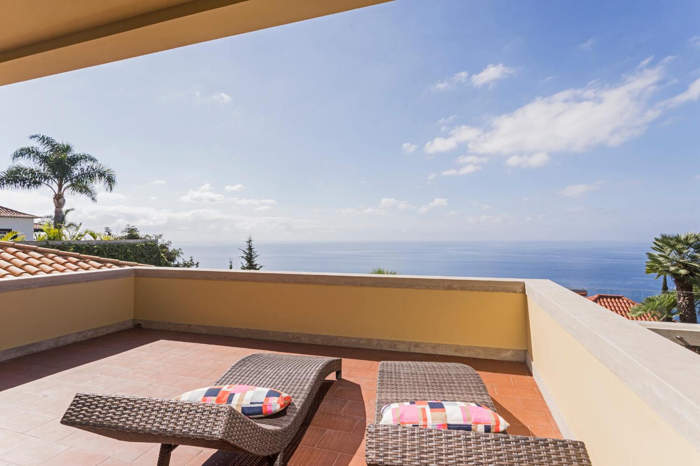 Vila Eucalipto by An Island Apart