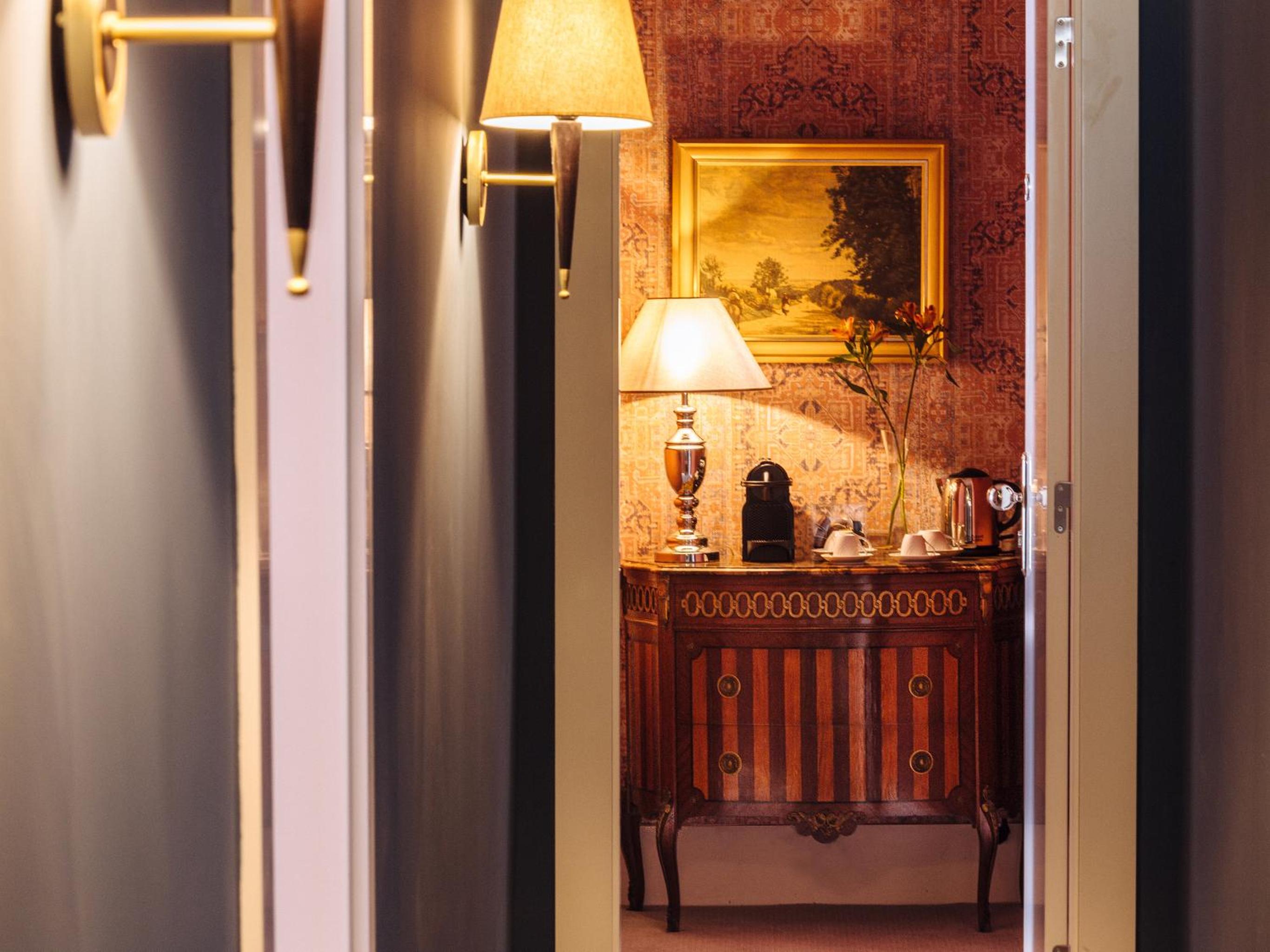 Dear Lisbon - Gallery House