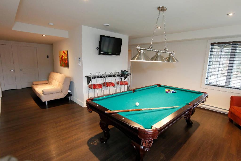 Chalet 18 Chemin Blanc by Les Chalets Alpins