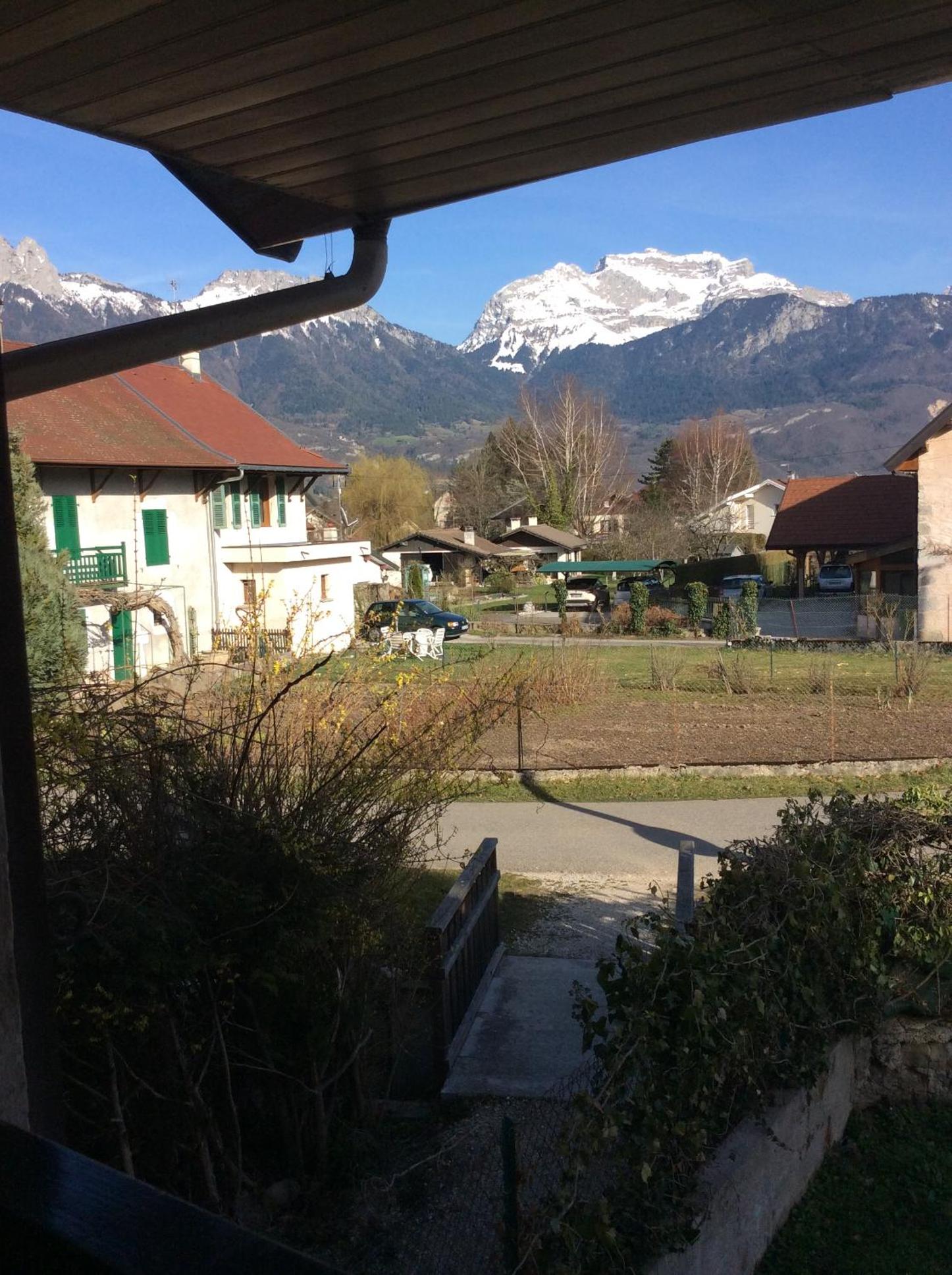 Photo 33