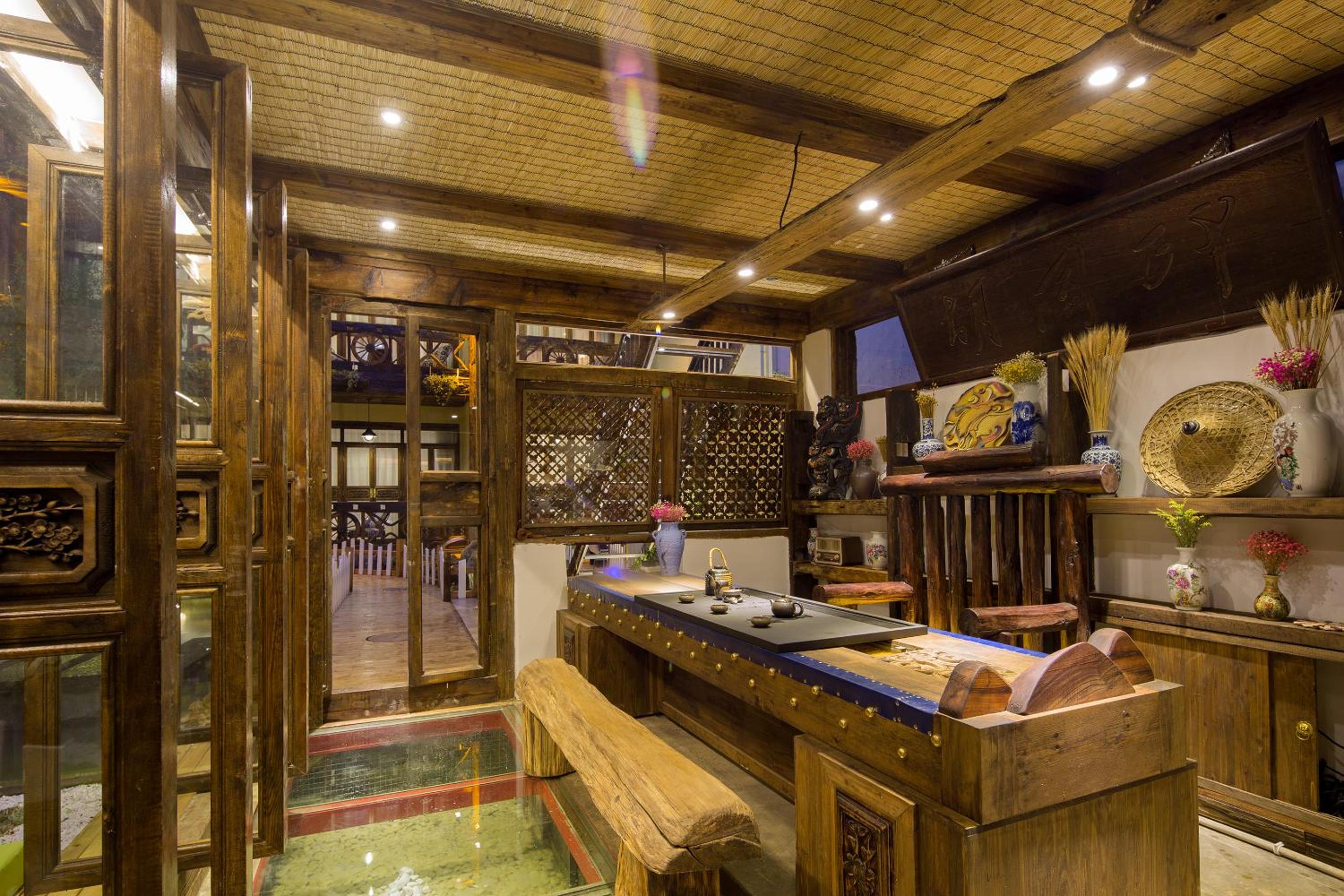 Old Story Inn Lijiang Old Town