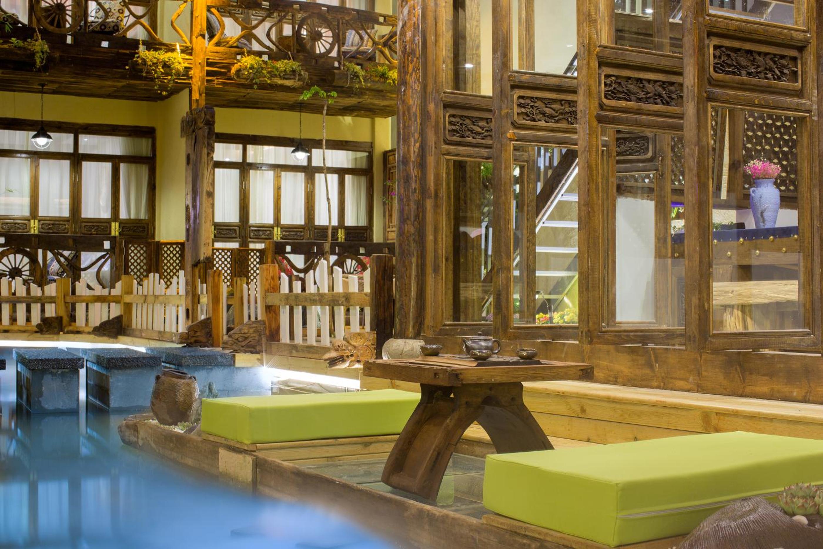 Old Story Inn Lijiang Old Town