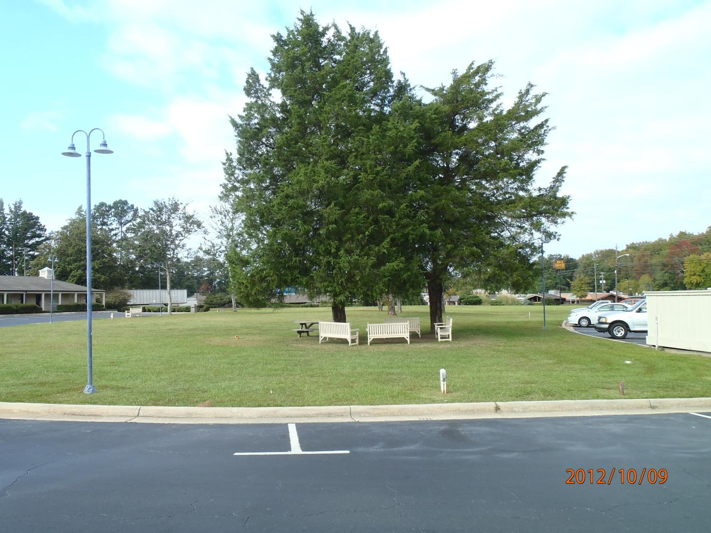 Days Inn by Wyndham Alexander City - Property Image 13