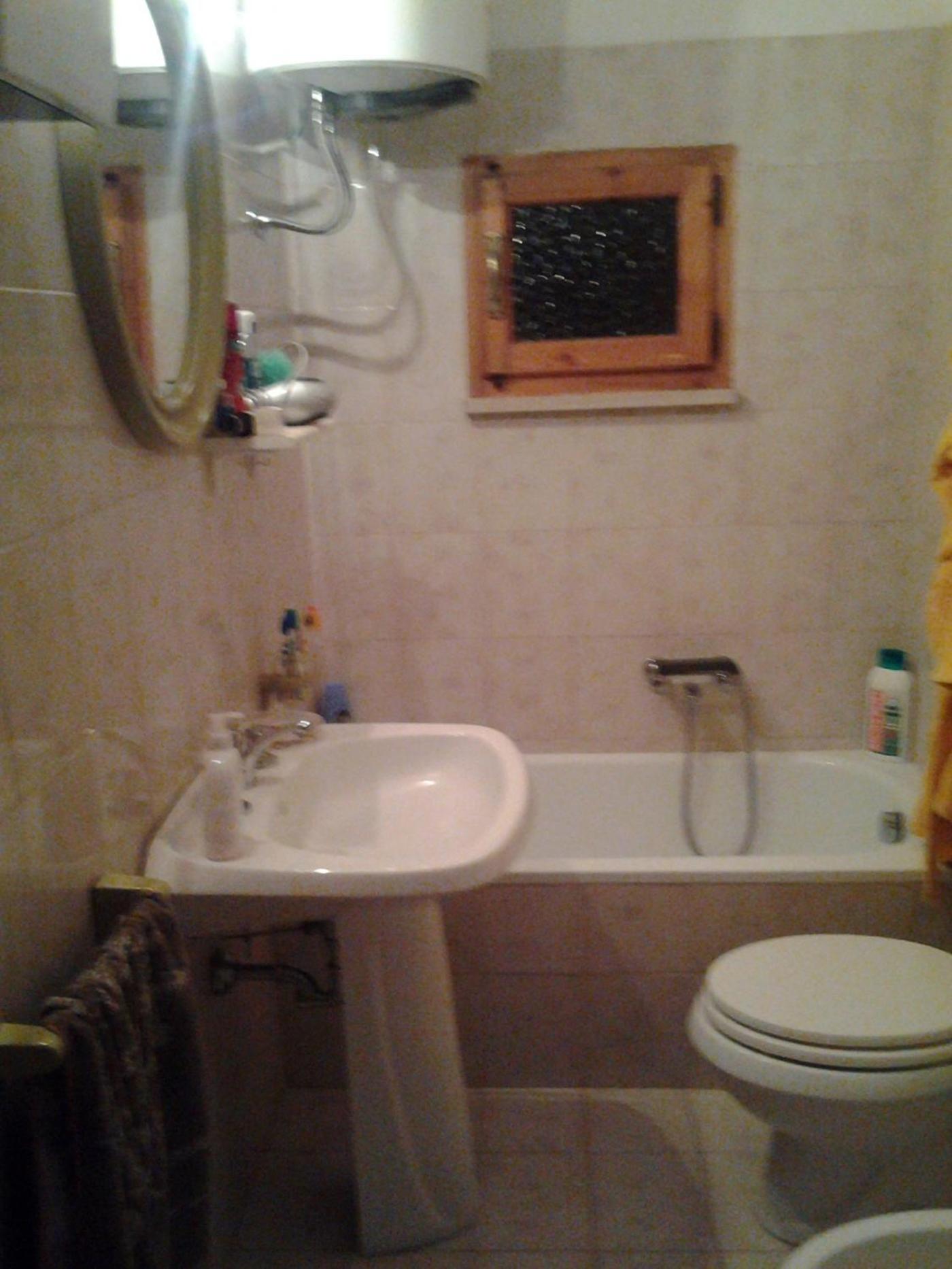 Casa Valeria en Cinigiano — bathroom