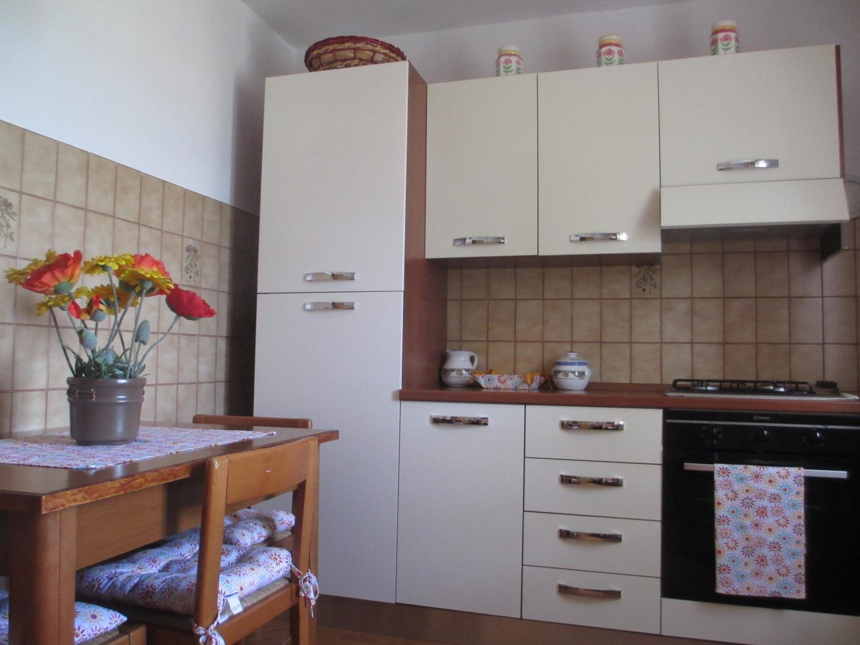 Casa Valeria en Cinigiano — kitchen