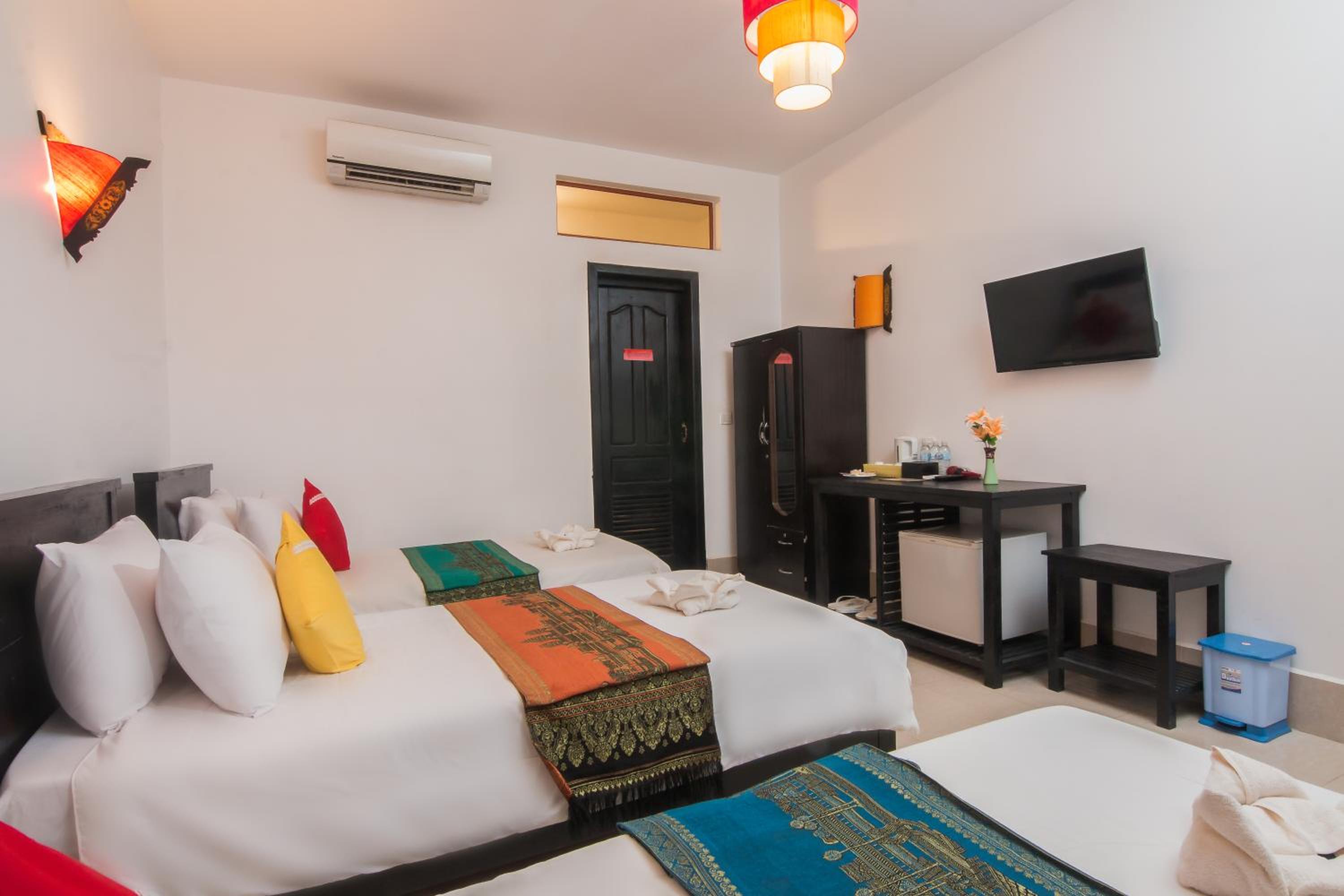 Bou Savy Guesthouse — photo 41
