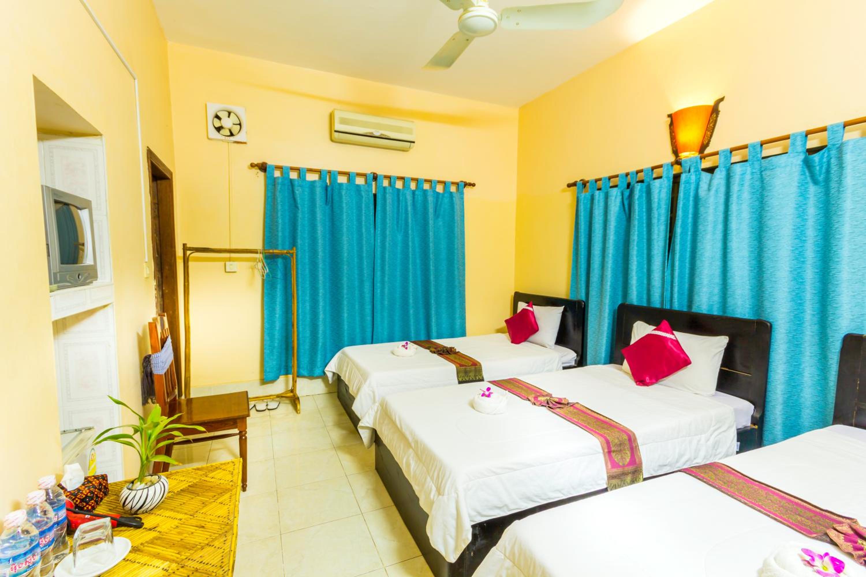 Bou Savy Guesthouse — photo 31
