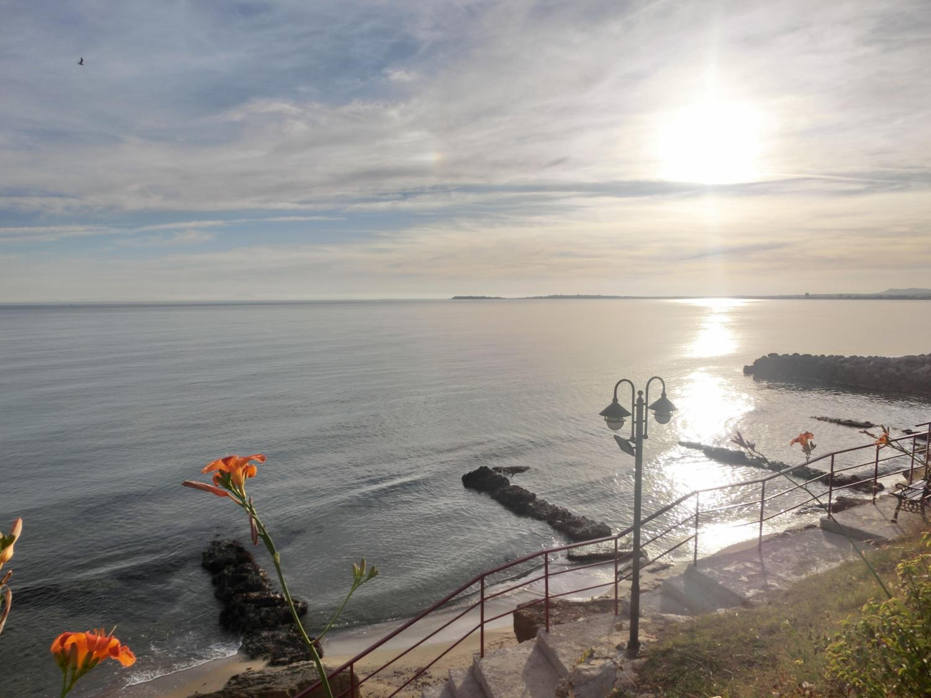 Sea View Crown apartment on complex with pools and beach, Sveti Vlas