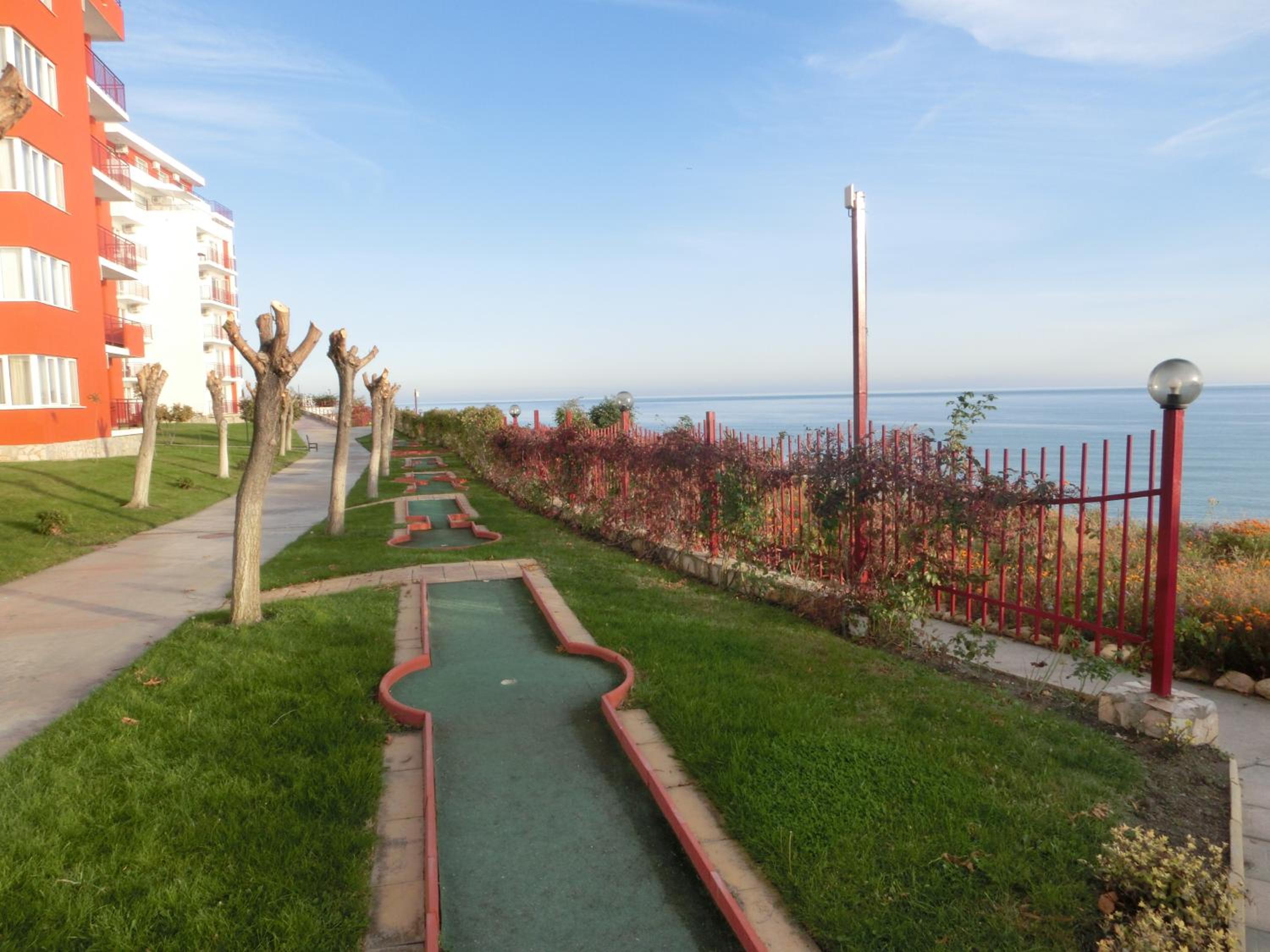 Sea View Crown apartment on complex with pools and beach, Sveti Vlas