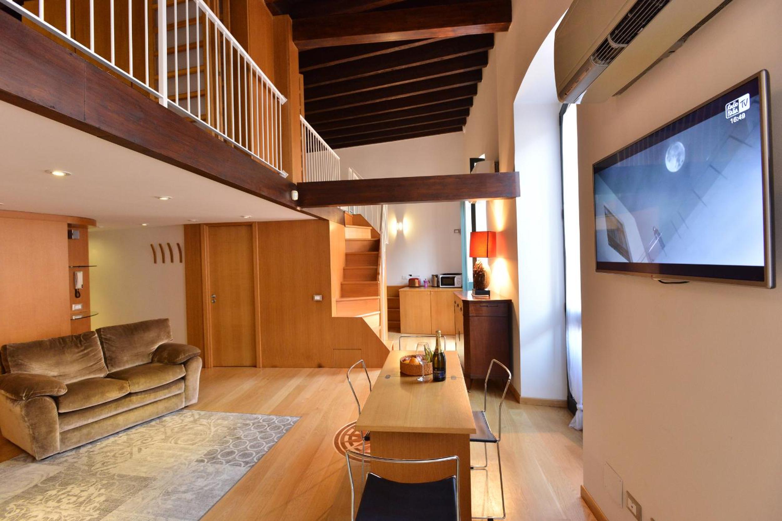 IzzHome Full Center Grand view 5