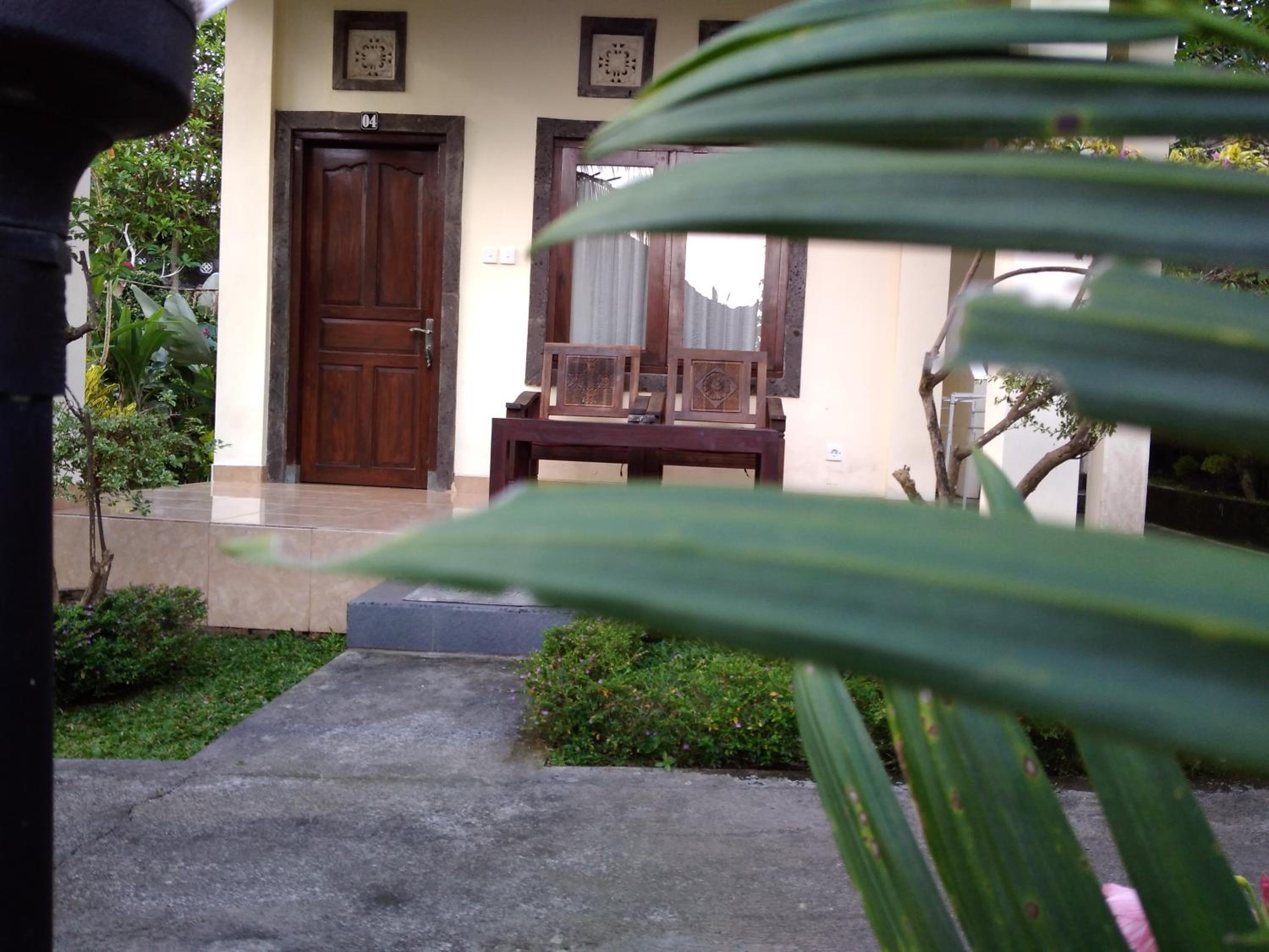 Photo 12