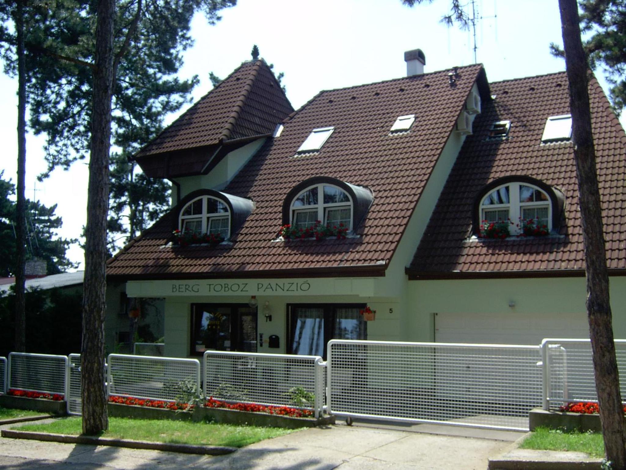 Photo 27