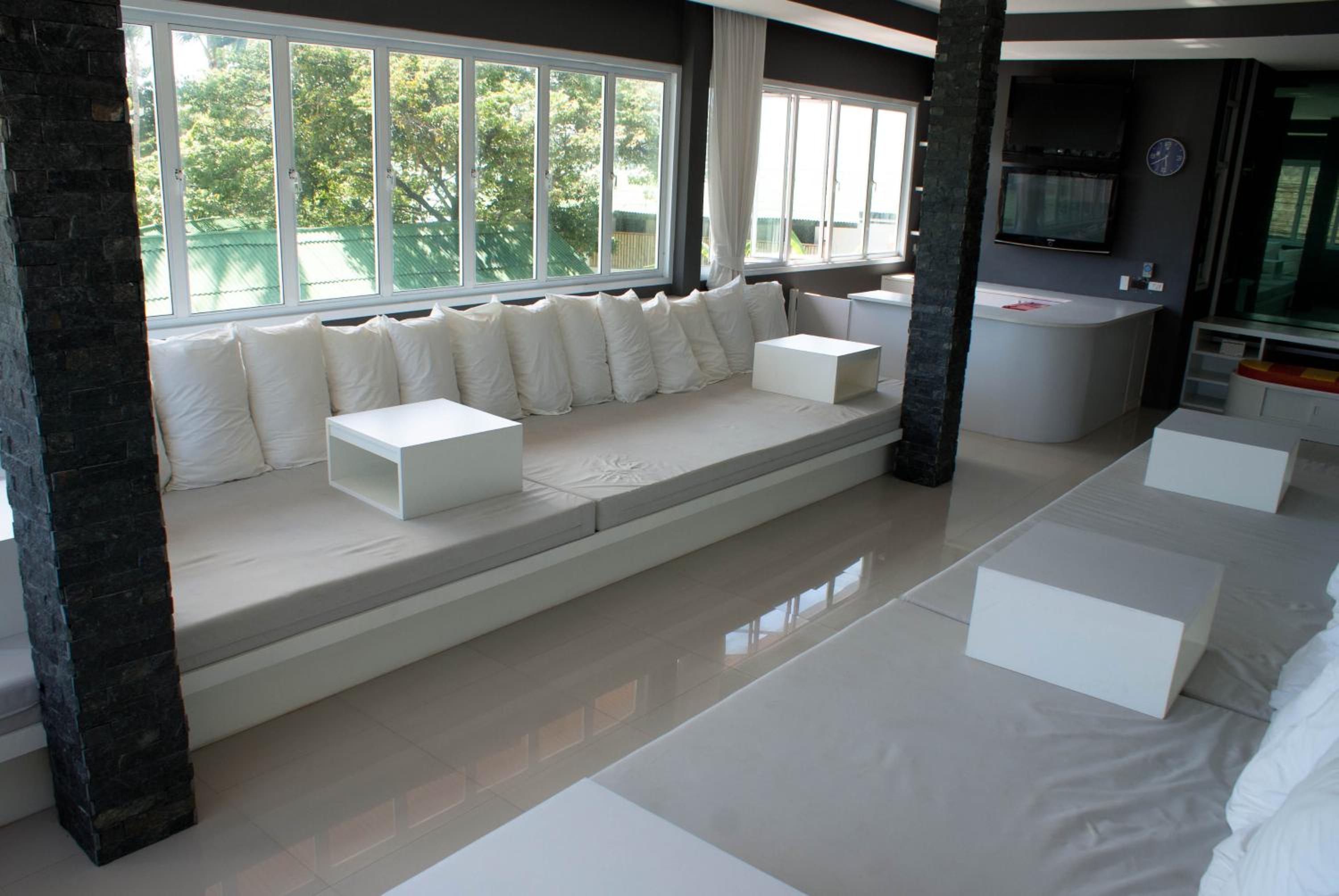 Marina Residence