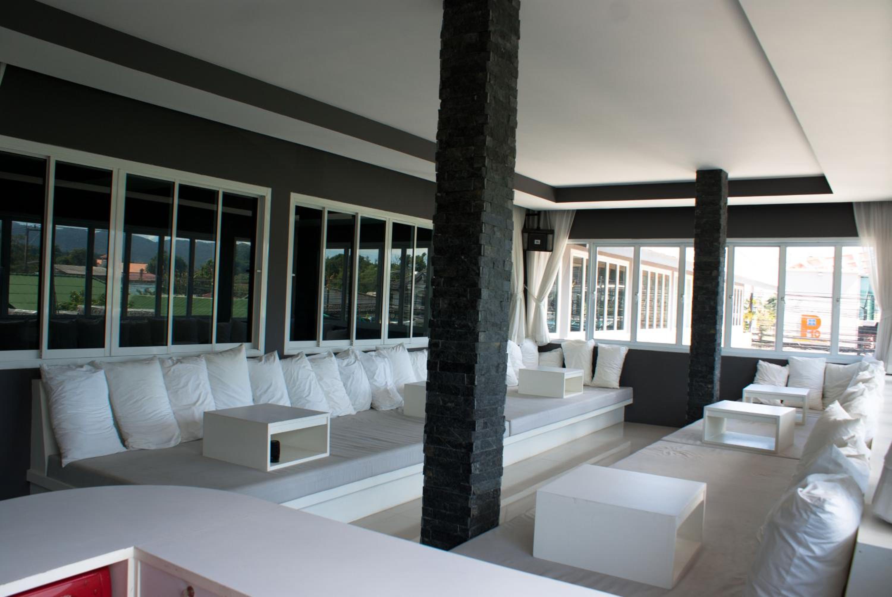 Marina Residence