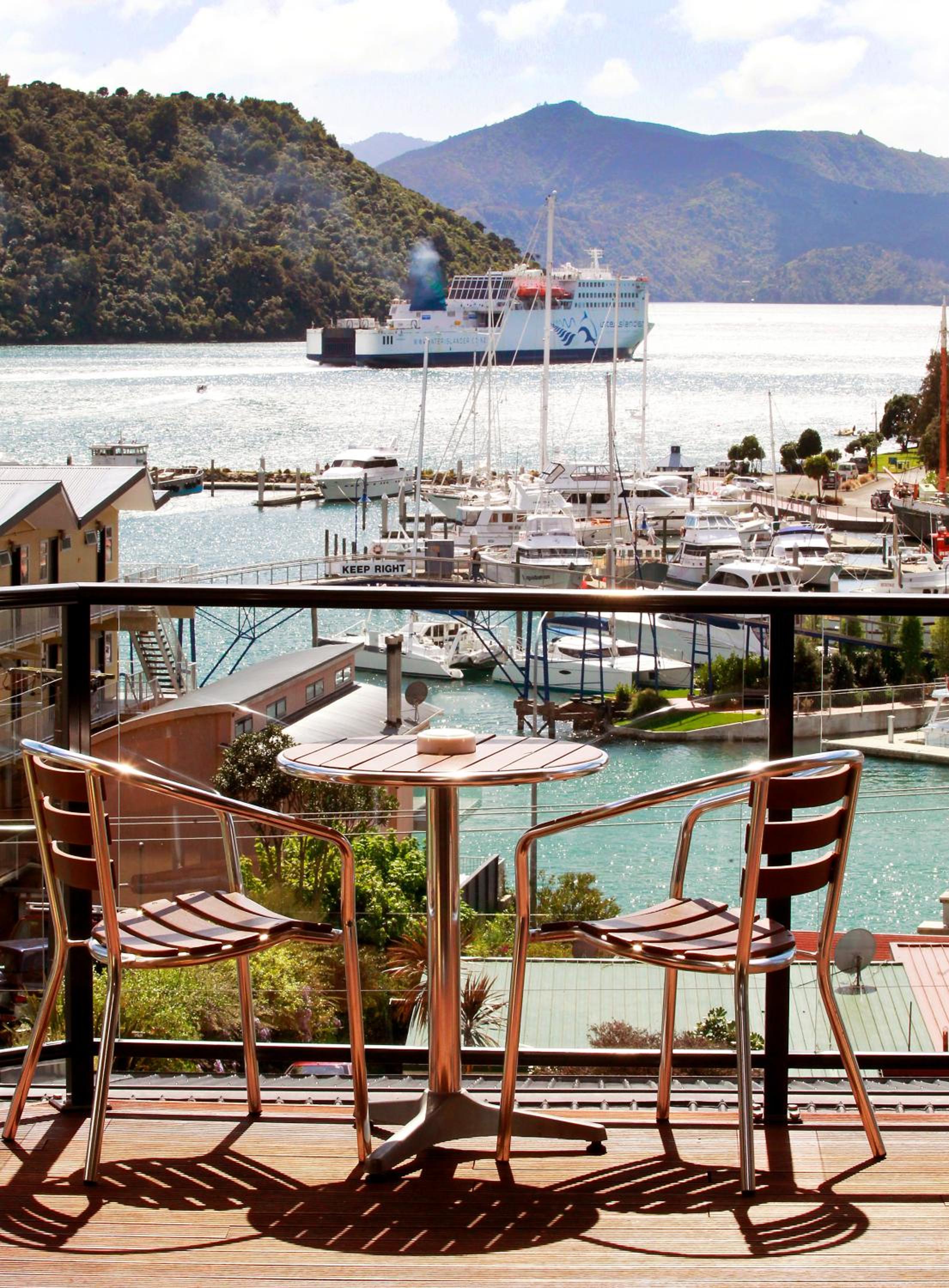 Harbour View Motel