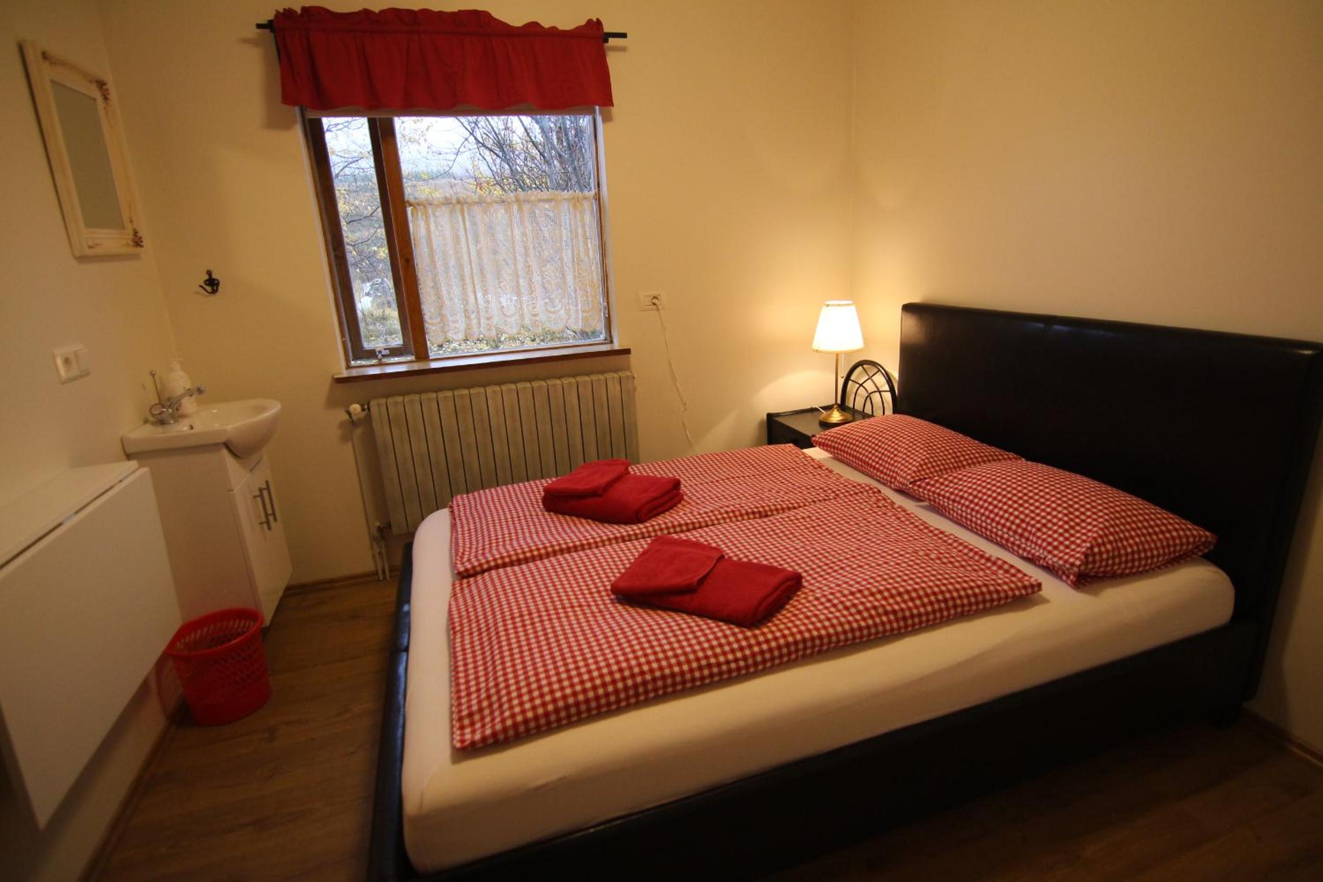 CJA Guesthouse