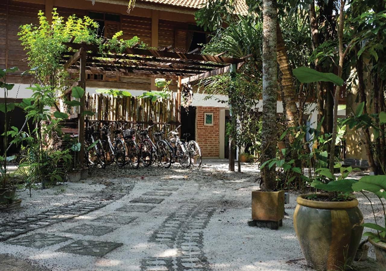 Panji Panji Tropical Wooden Home