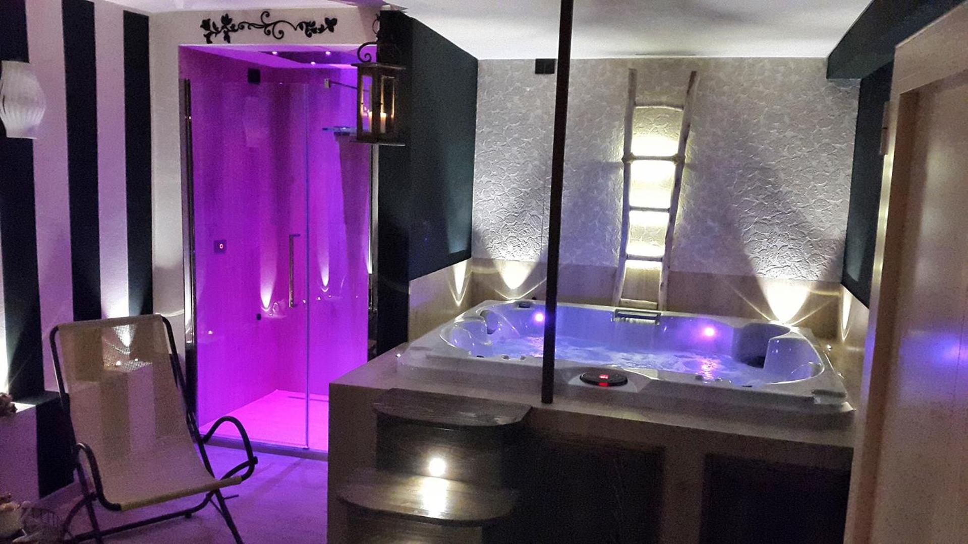 Piccolo Relais Galletto di Marzo -Dimora per due con spa privata