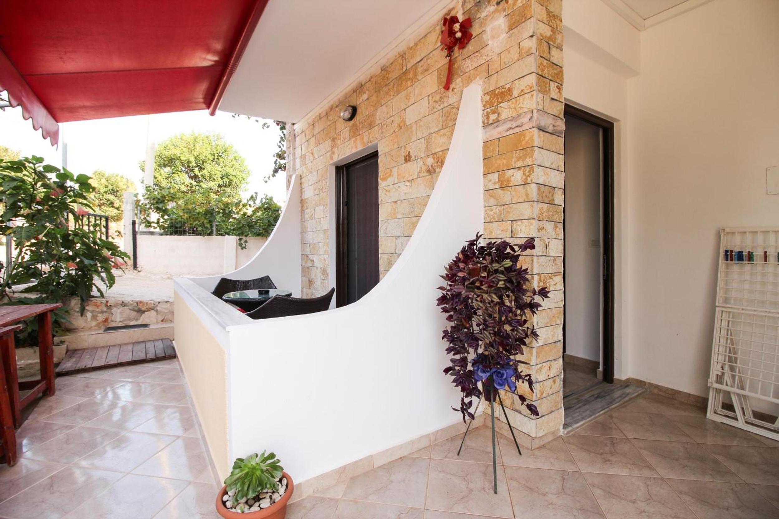 Flower Garden Villa