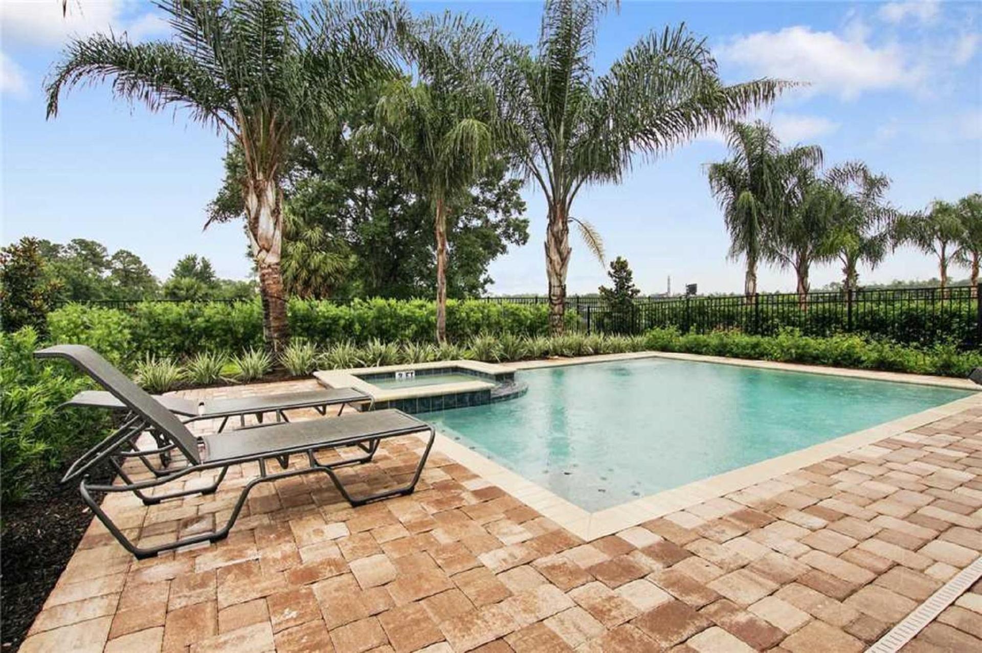 DREAM HOUSE, ECOLAB Sanitzed NEAR DISNEY, POOL FENCE