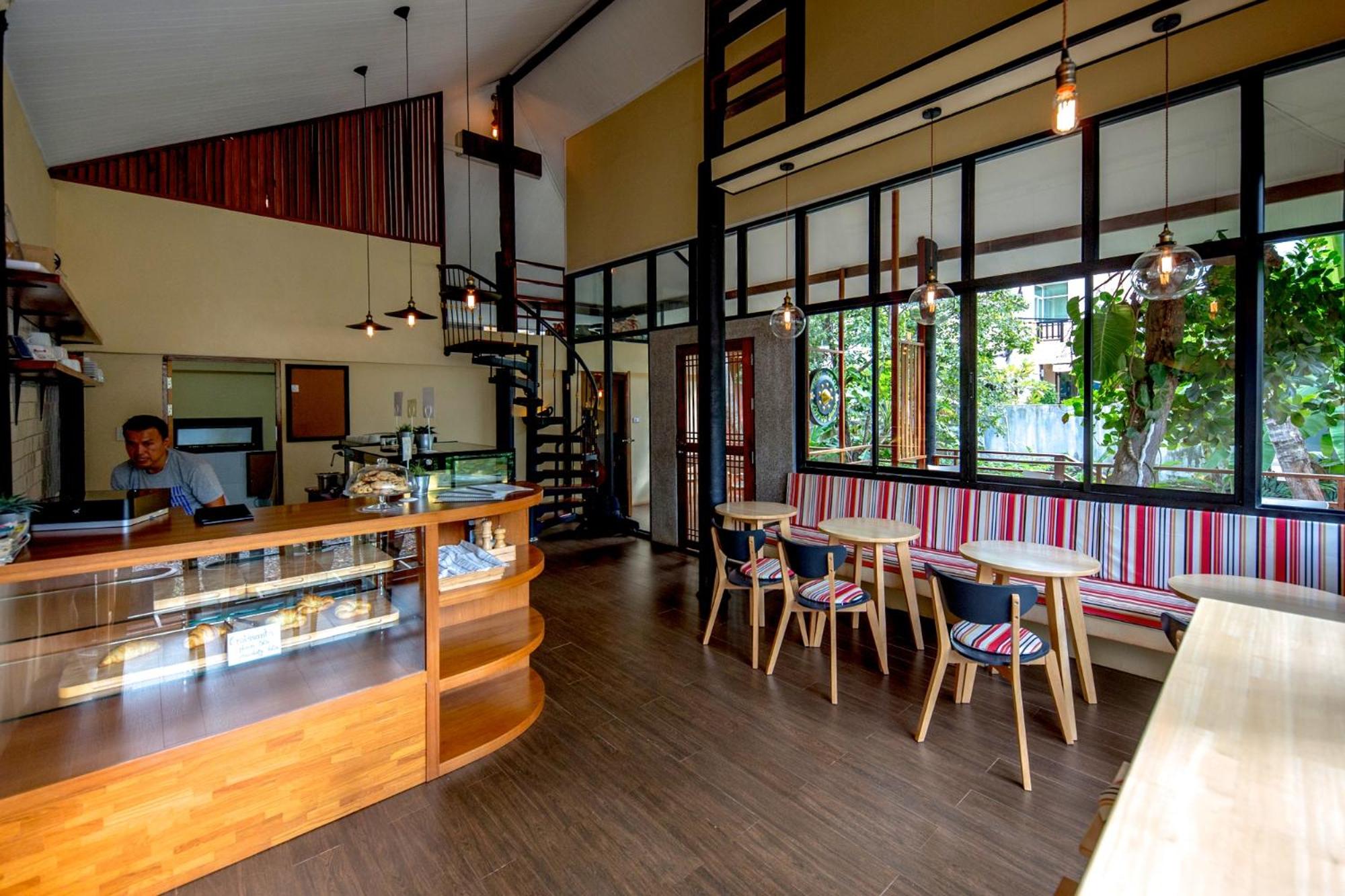 Fruit Tree Lodge