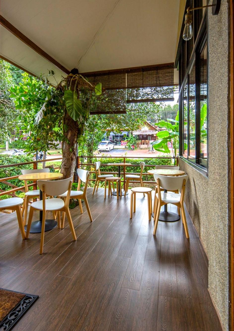 Fruit Tree Lodge