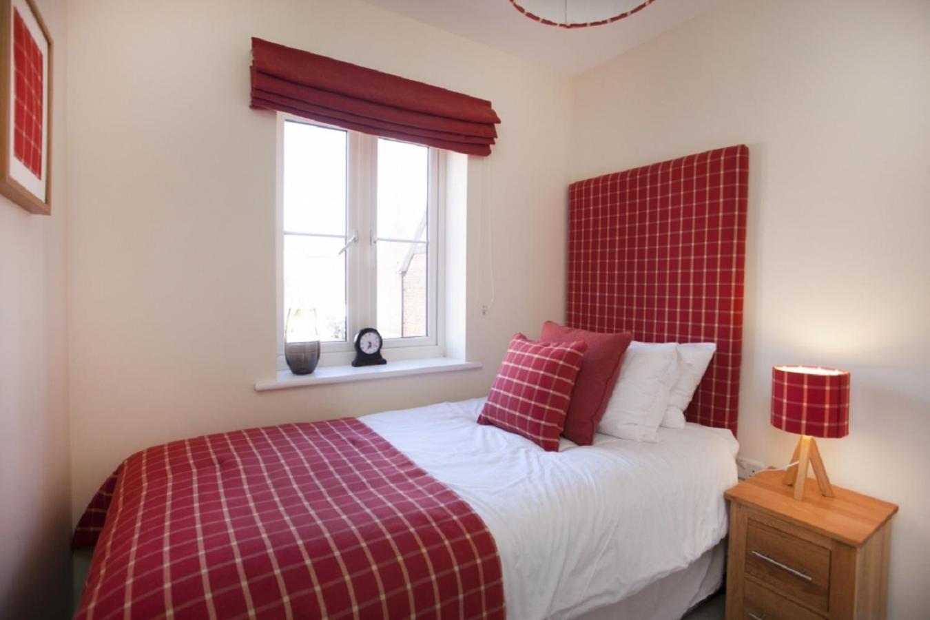 DBS Serviced Apartments - The Stretton view 4
