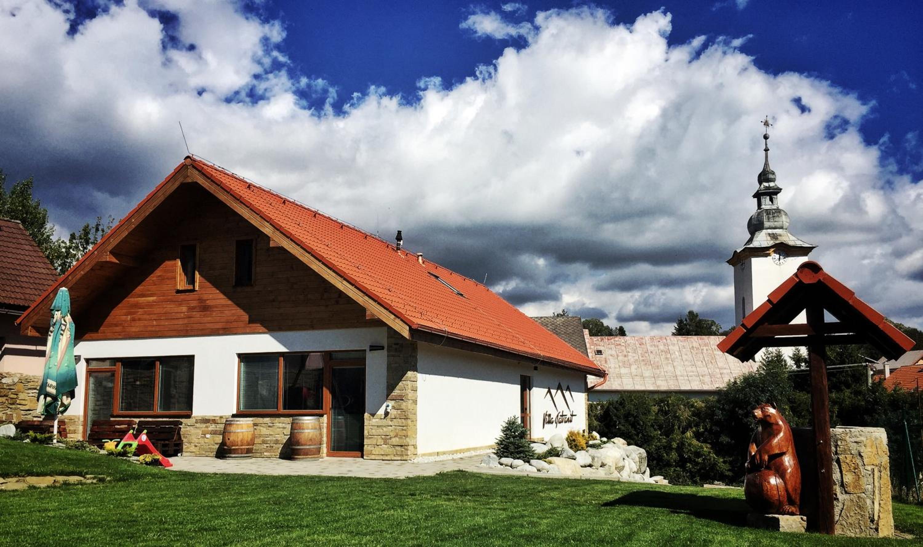 Villa Tatranit view 2