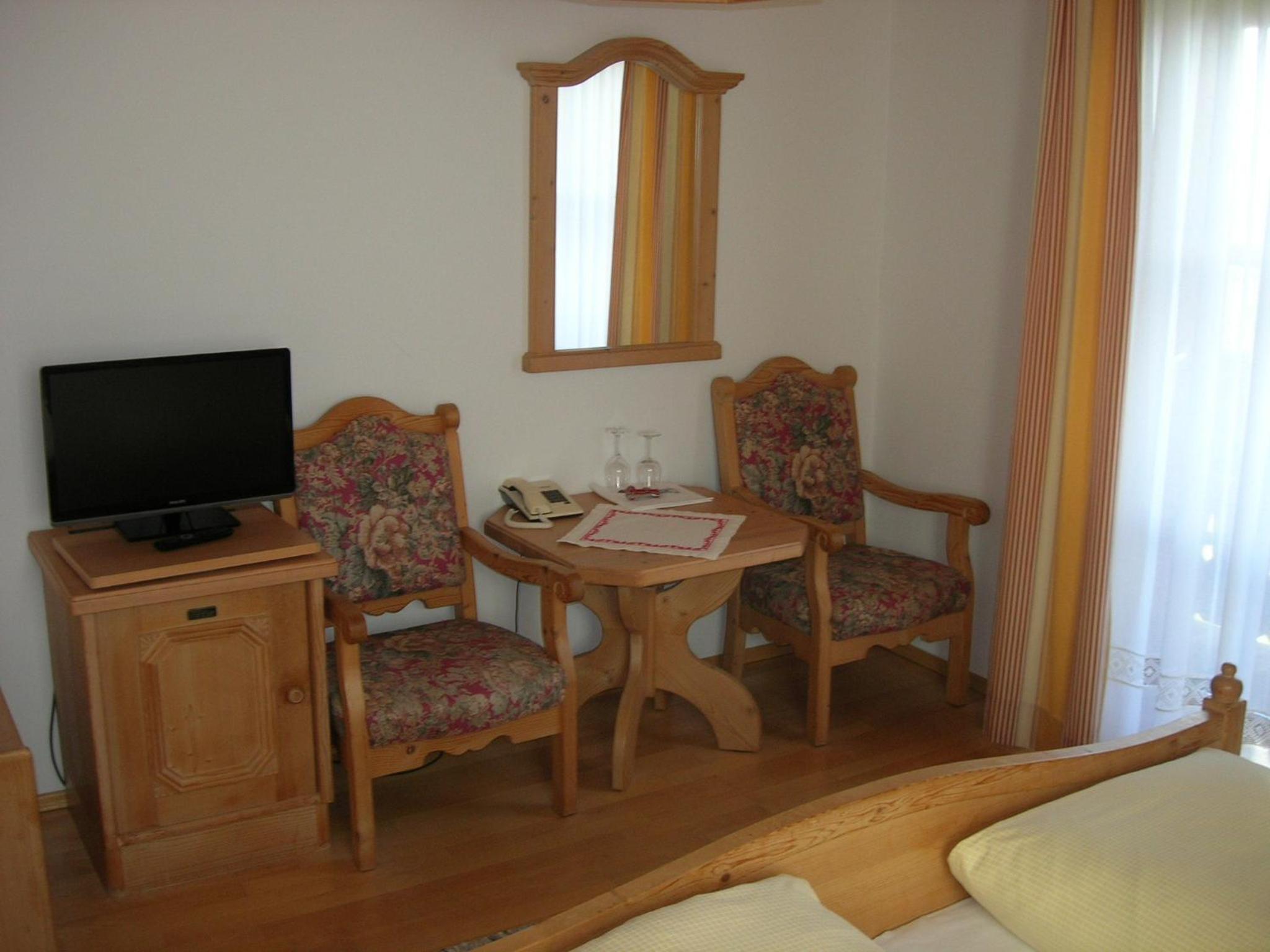 Photo 34