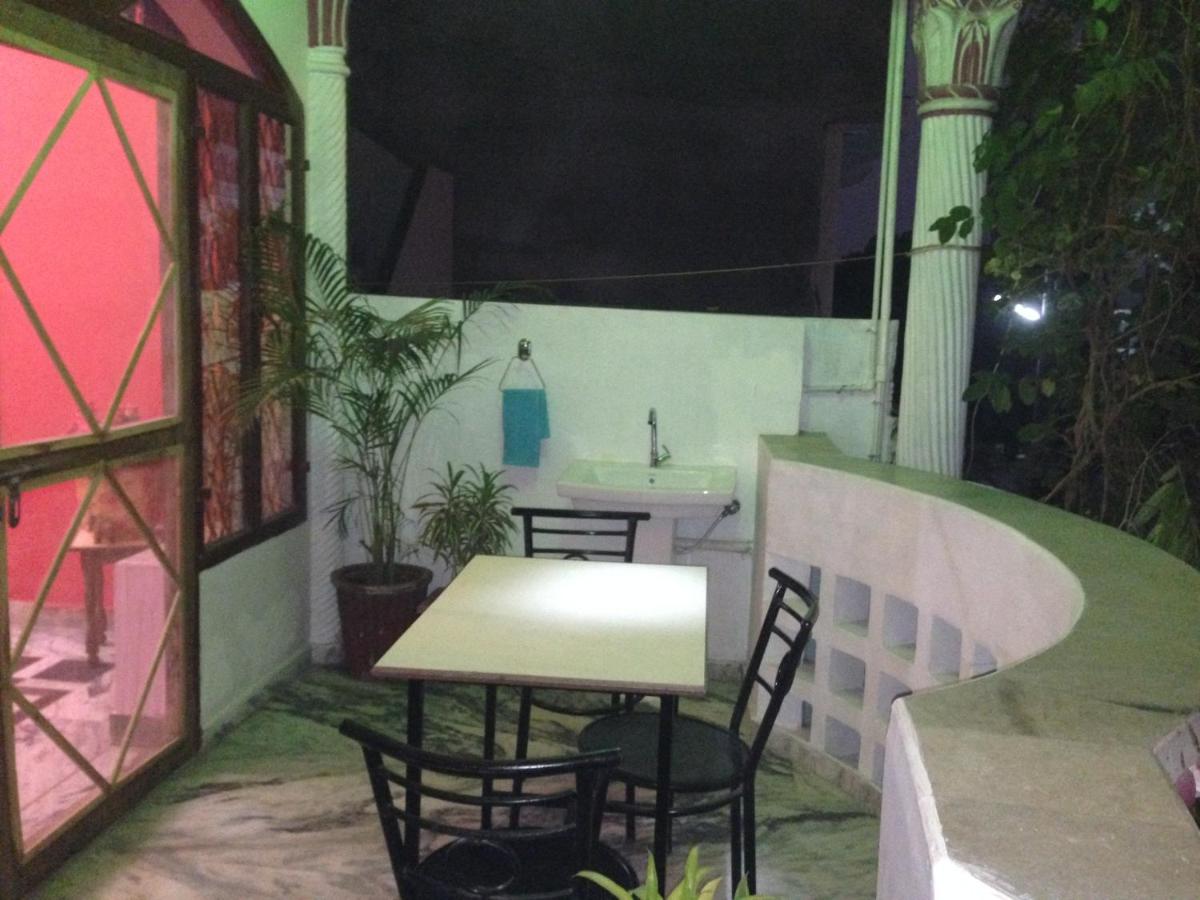 Thomas Home Stay