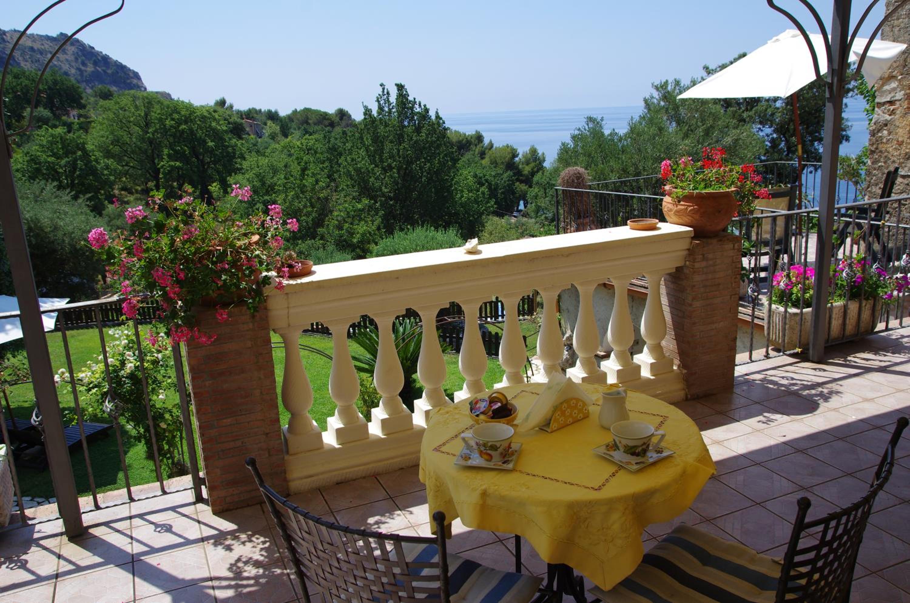 Bed and Breakfast Nefer view 5