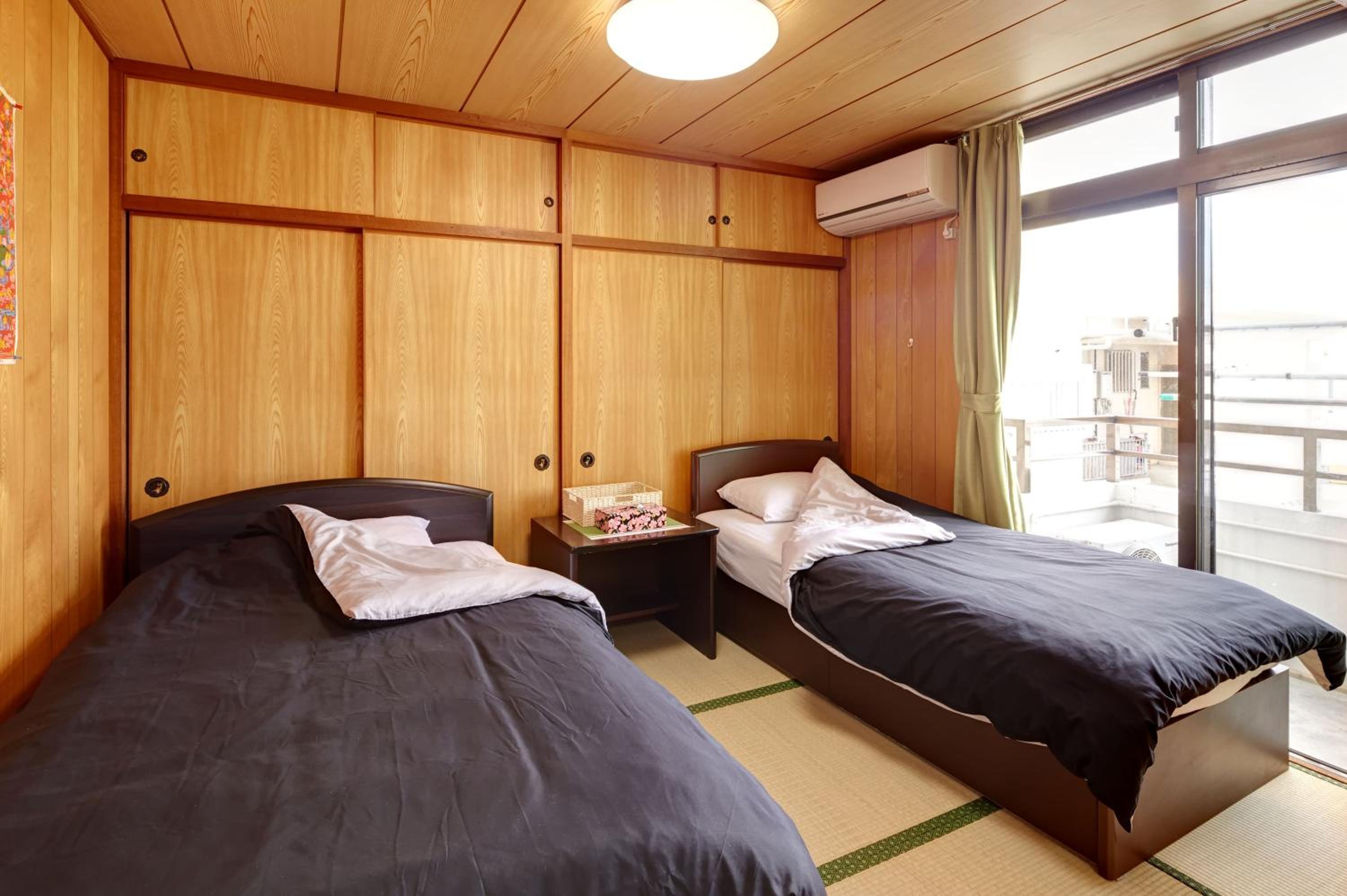 Condominium Aoi Sanmyaku view 5