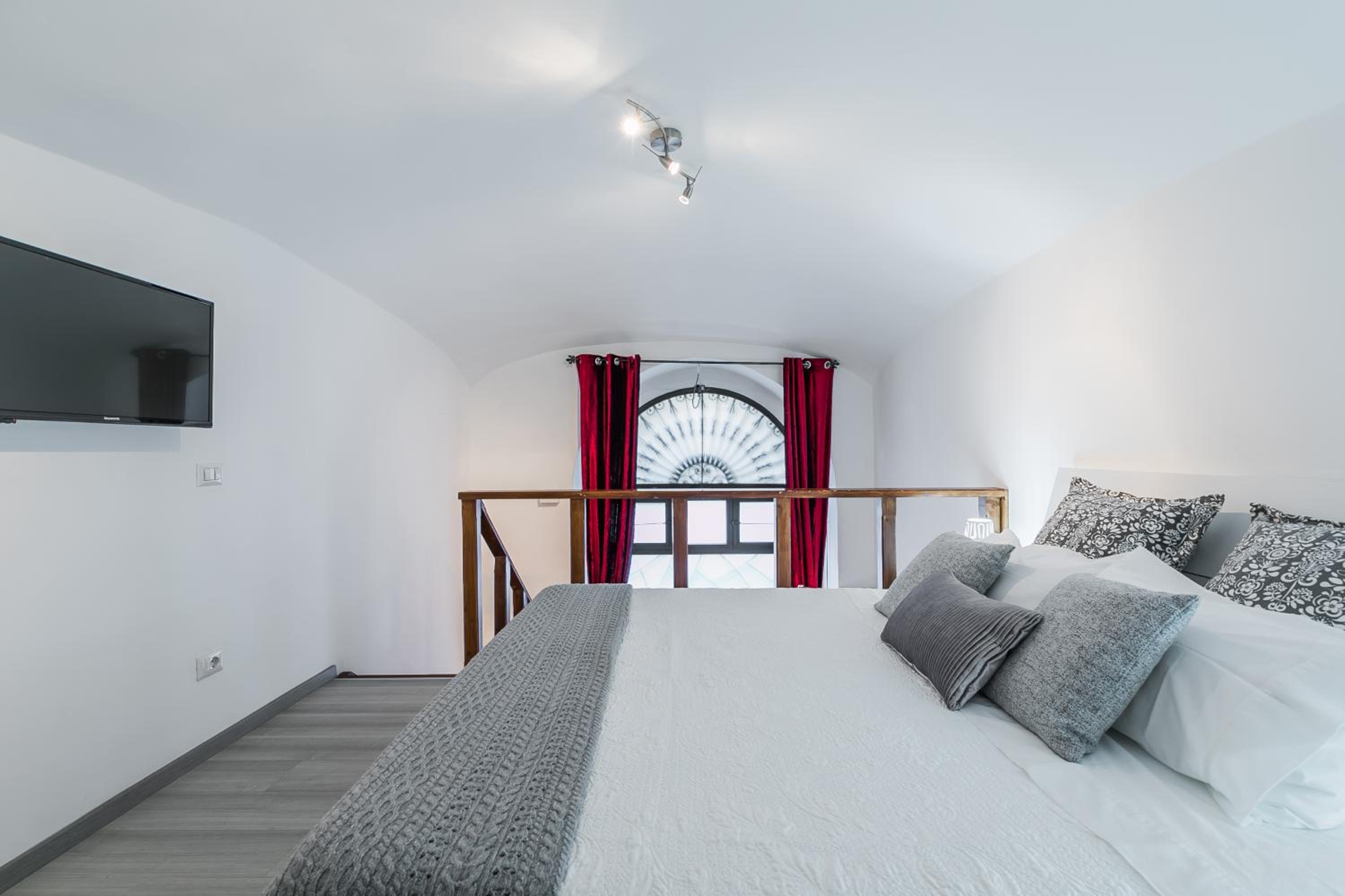 Diana Romantic Loft
