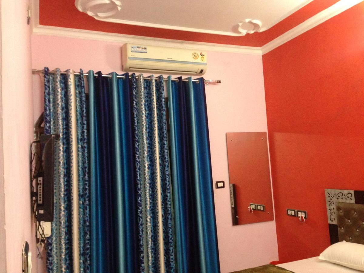 Thomas Home Stay