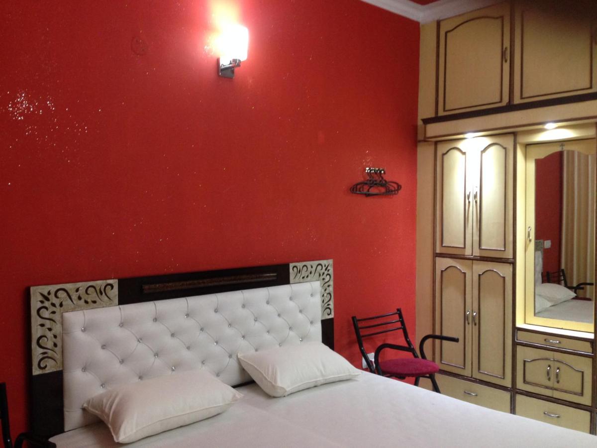 Thomas Home Stay