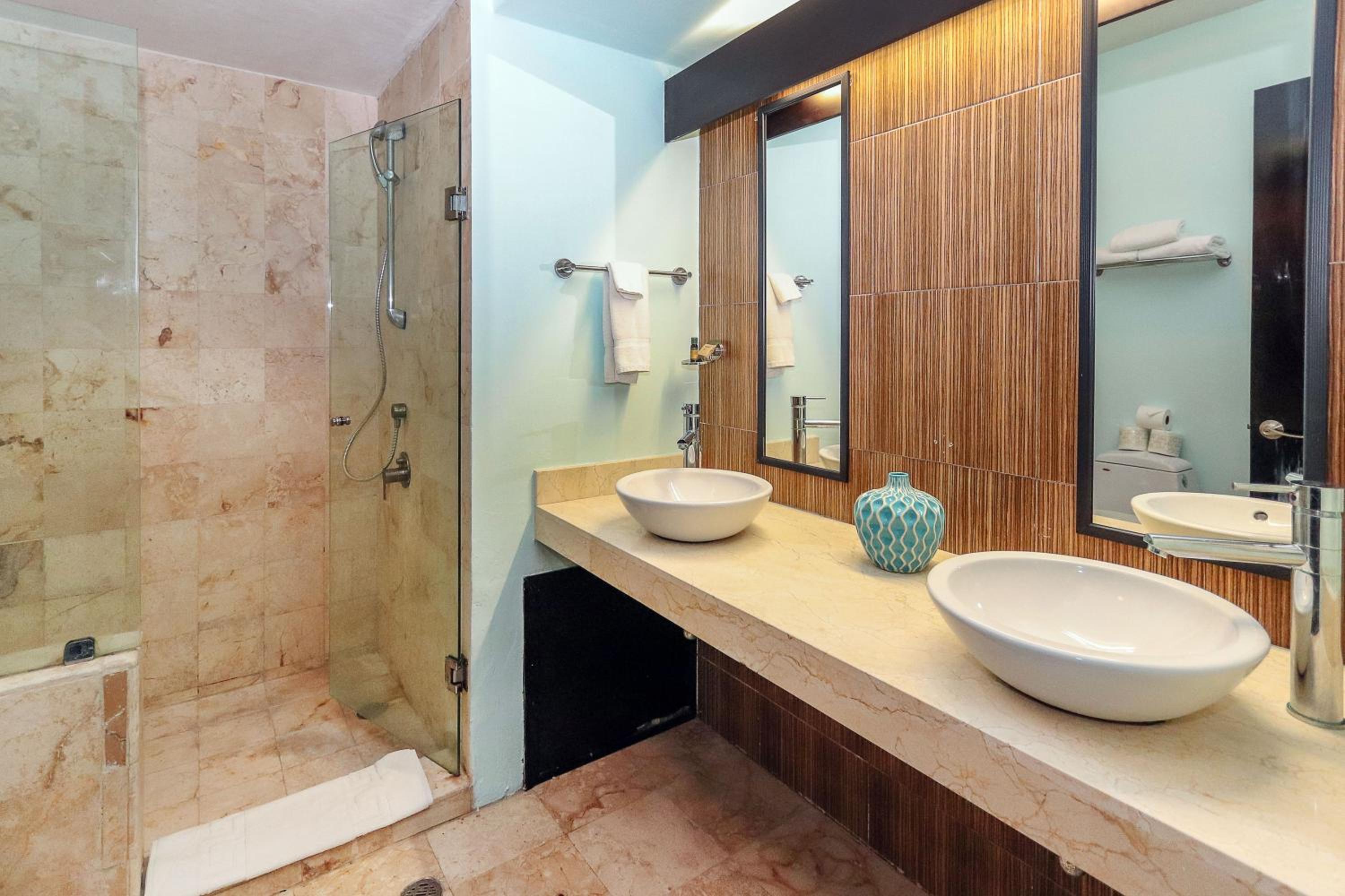 Beachfront Condo, 2 BR - Ocean View at Corto Maltes view 5
