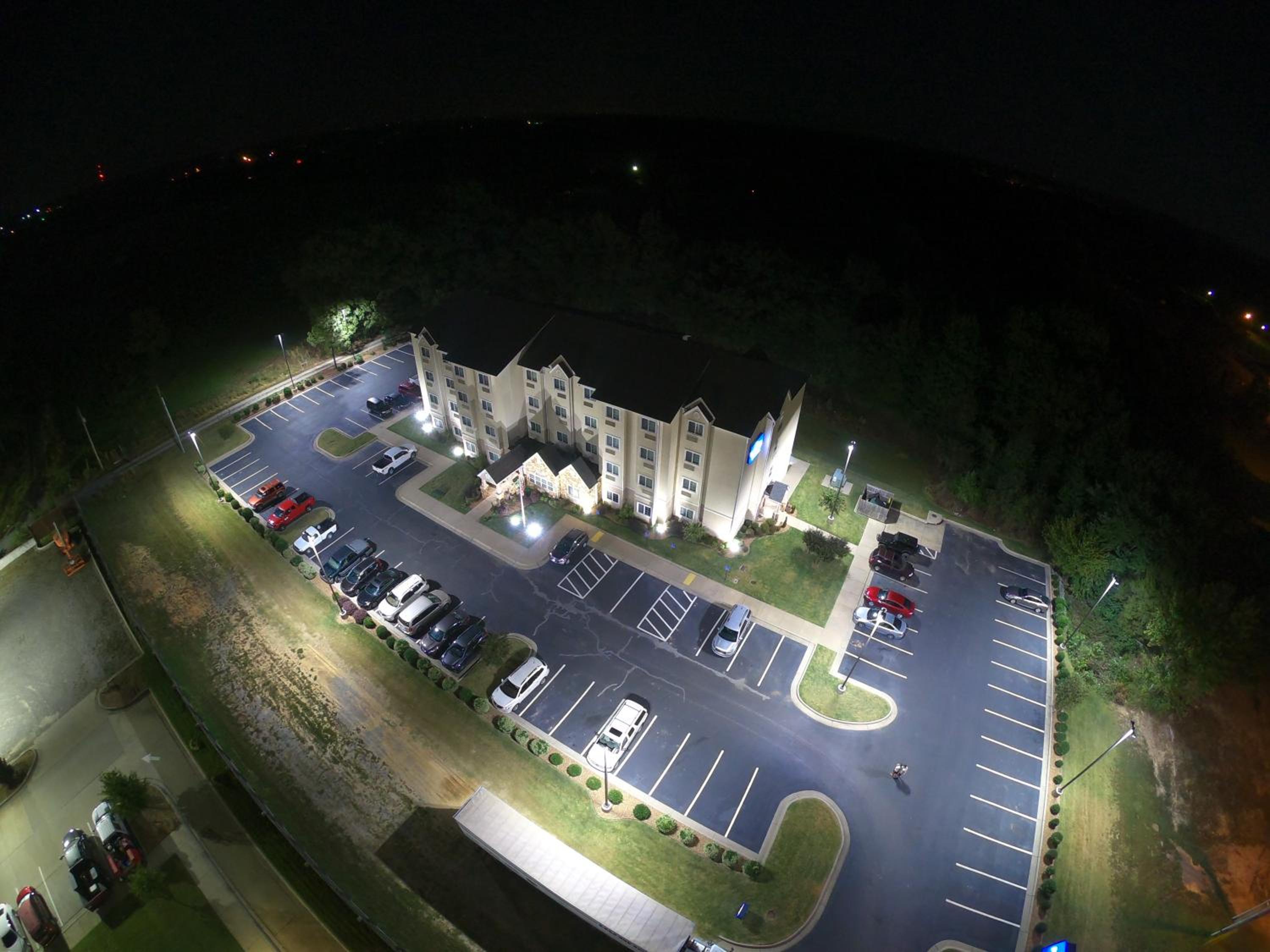 Searcy Vacations - Microtel Inn  Suites by Wyndham Searcy - Property Image 4